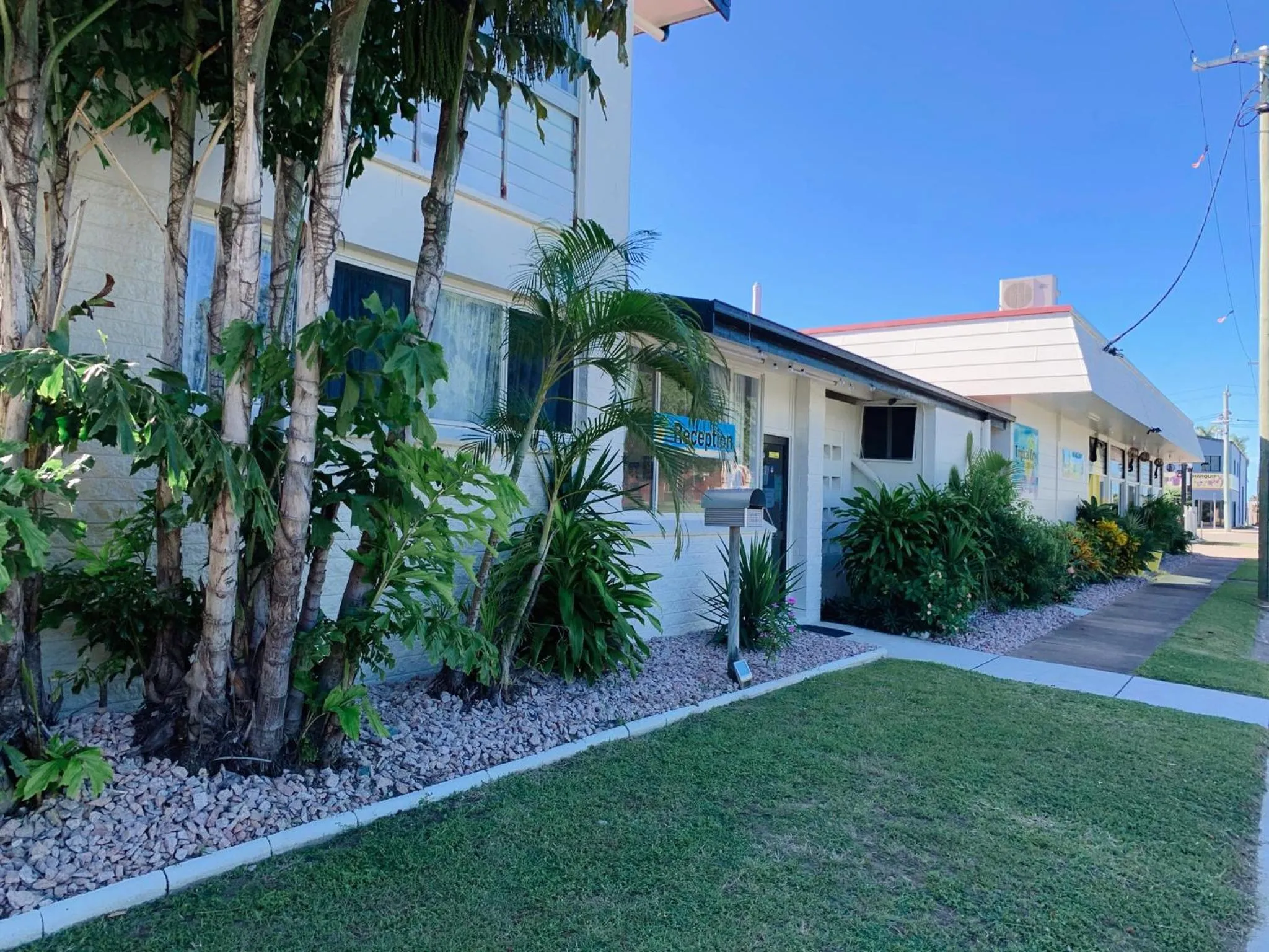 Property building in Tropical City Motor Inn