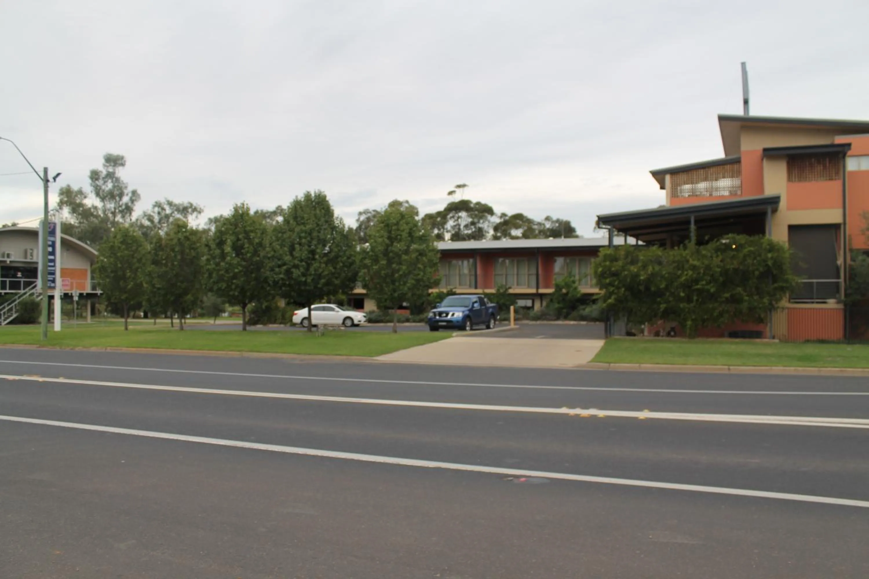 Facade/entrance in Forbes Victoria Inn