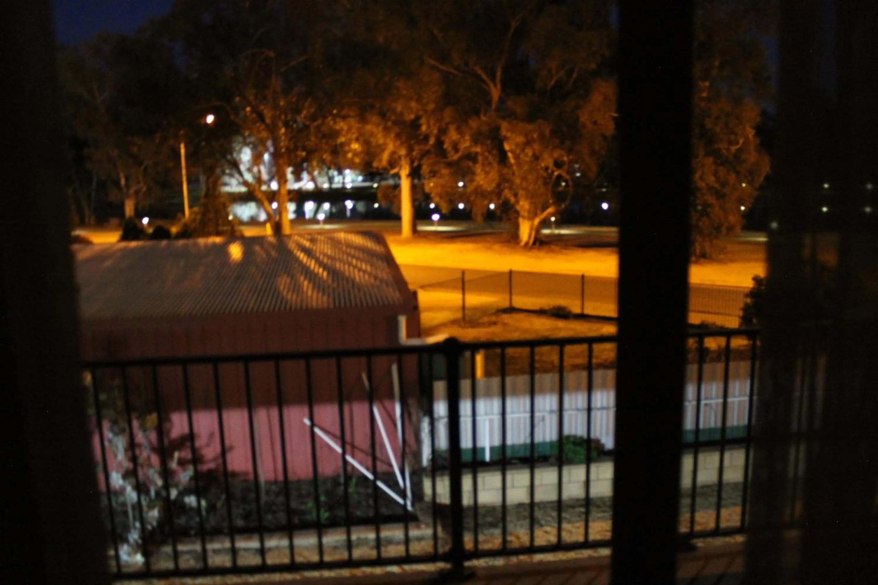 Lake view in Forbes Victoria Inn