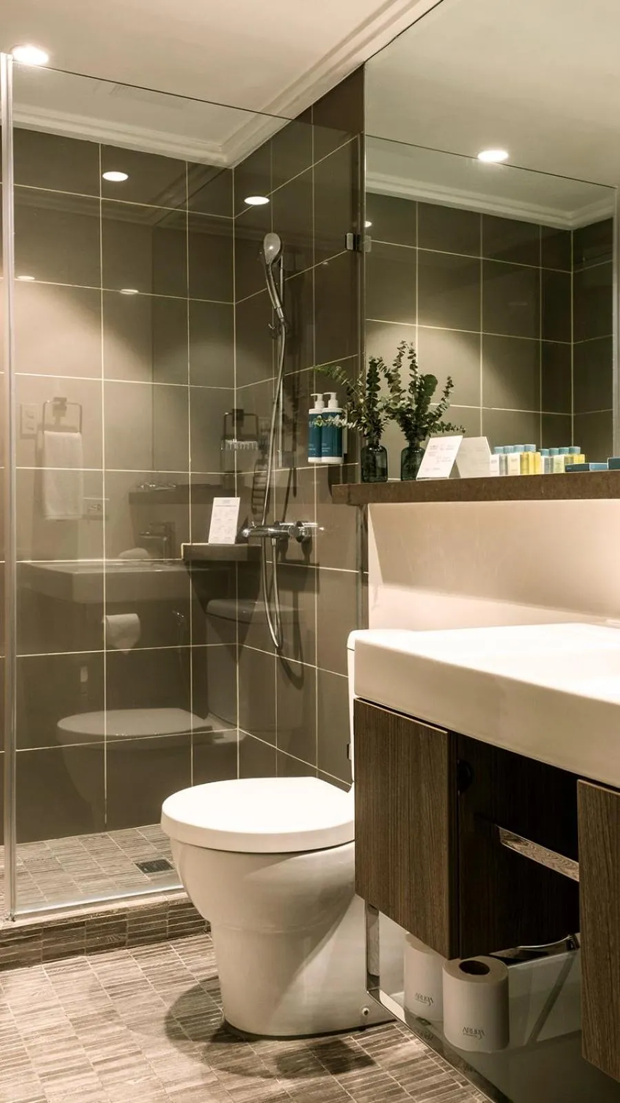 Bathroom in Aruga Apartments by Rockwell Makati