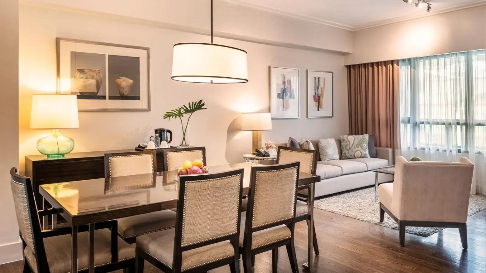 One-Bedroom Suite in Aruga Apartments by Rockwell Makati One-Bedroom Suite in Aruga Apartments by Rockwell Makati