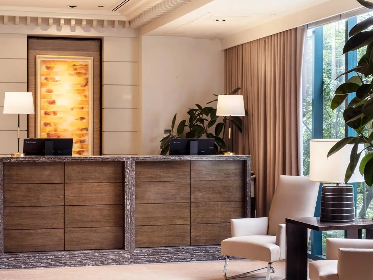 Lobby or reception in Aruga Apartments by Rockwell Makati