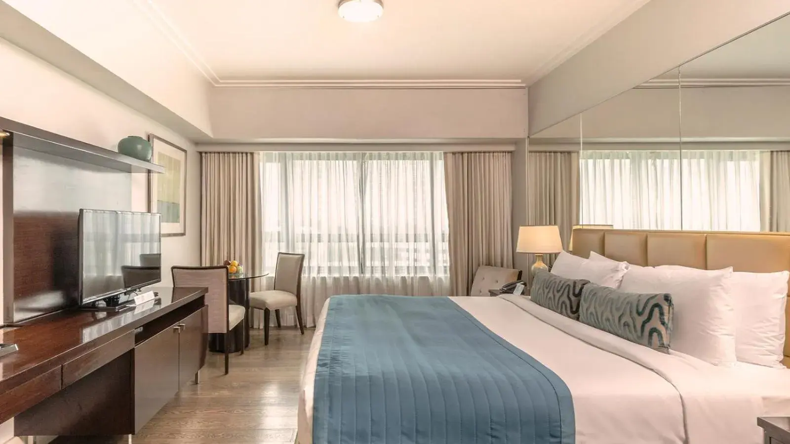 Studio King or Queen Room in Aruga Apartments by Rockwell Makati Studio King or Queen Room in Aruga Apartments by Rockwell Makati