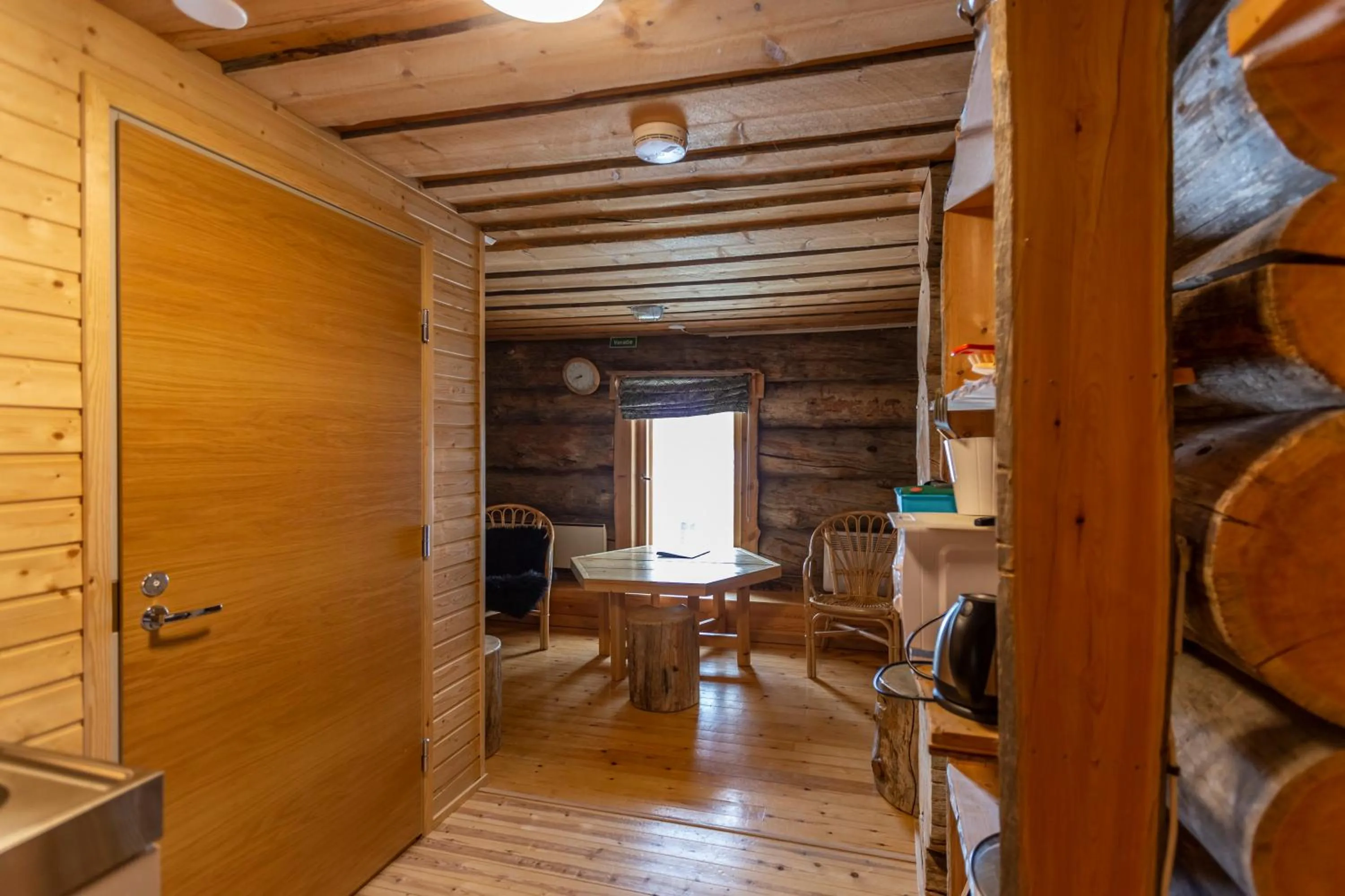 One-Bedroom Apartment in Kuukkeli Apartments Pikku-Hirvas ja Porotokka