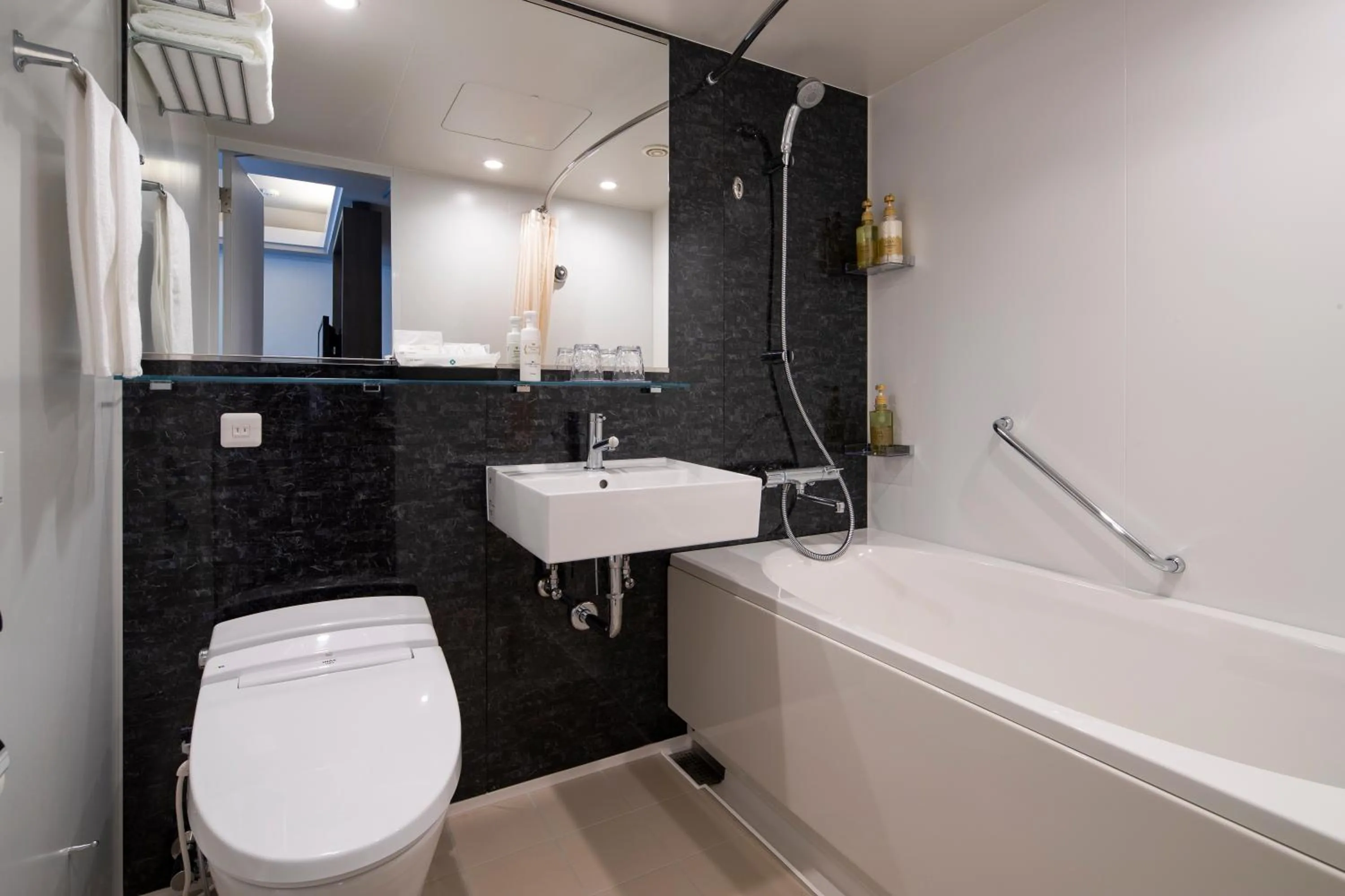 Bathroom in Shin Yokohama Grace Hotel