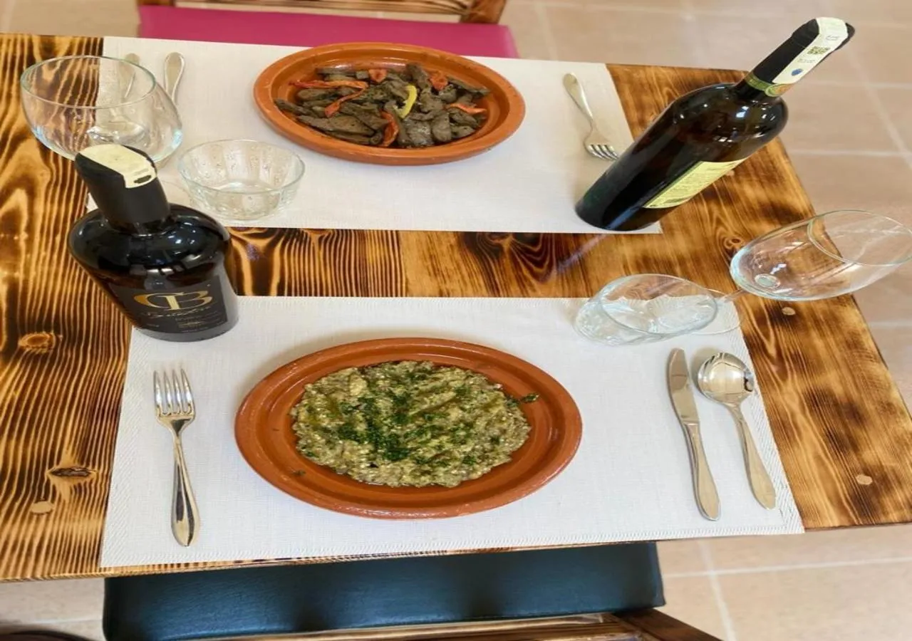 Restaurant/places to eat in PARAISO DAKHLA