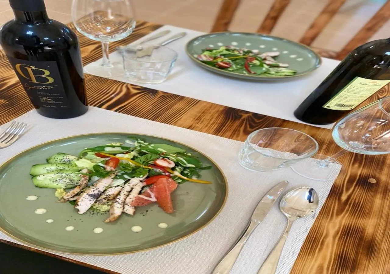 Restaurant/places to eat in PARAISO DAKHLA