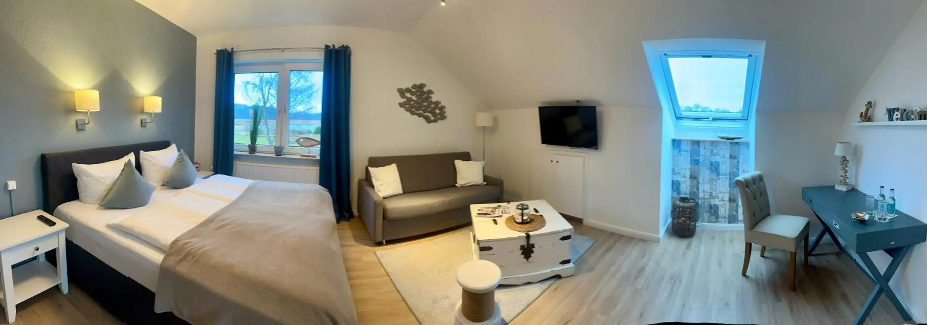 Family Room with Side Sea View in Hotel Restaurant Ostsee-Anker Family Room with Side Sea View in Hotel Restaurant Ostsee-Anker