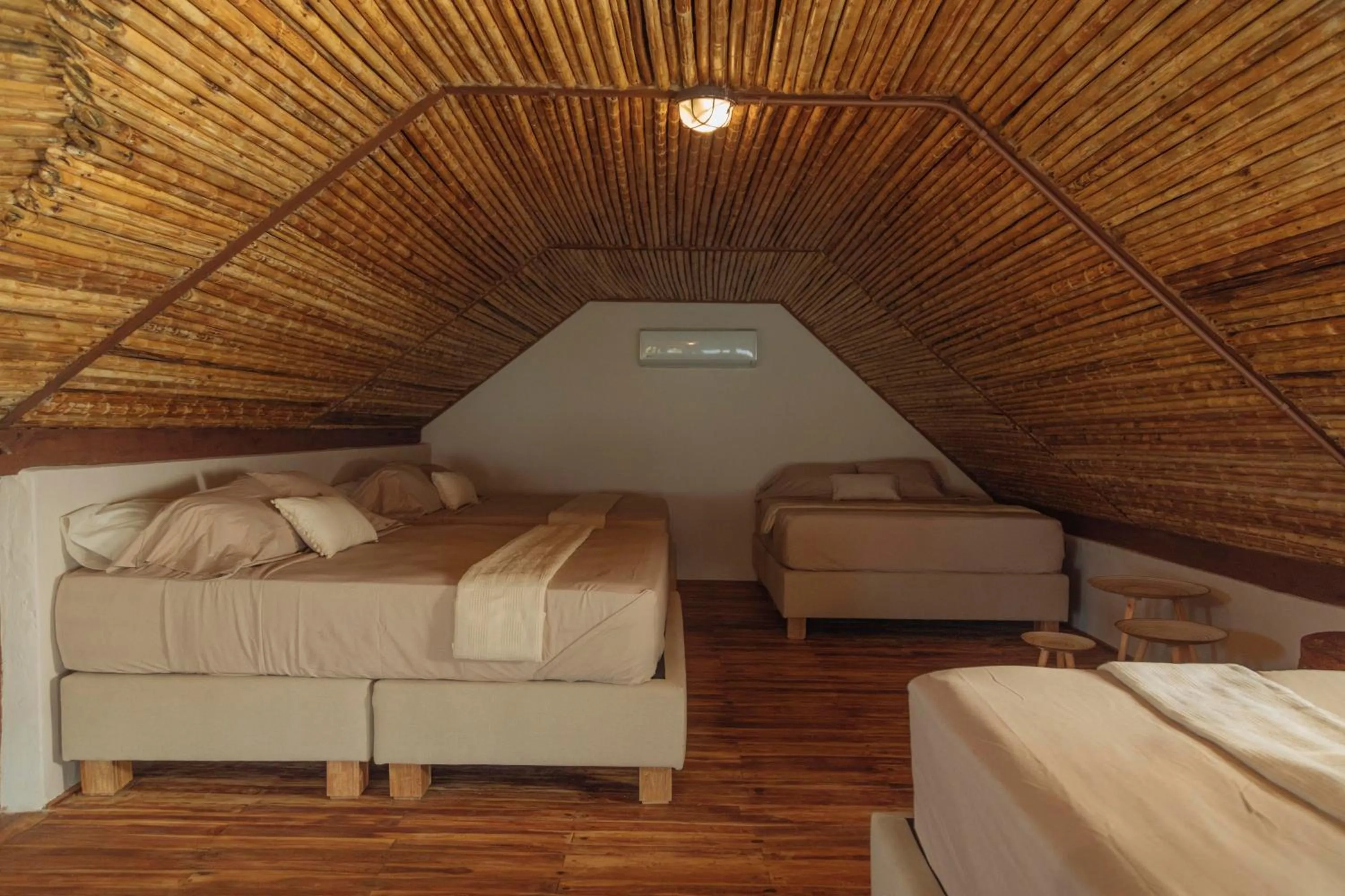 Photo of the whole room, Bed in Isla Kalua - Private Ocean Villa
