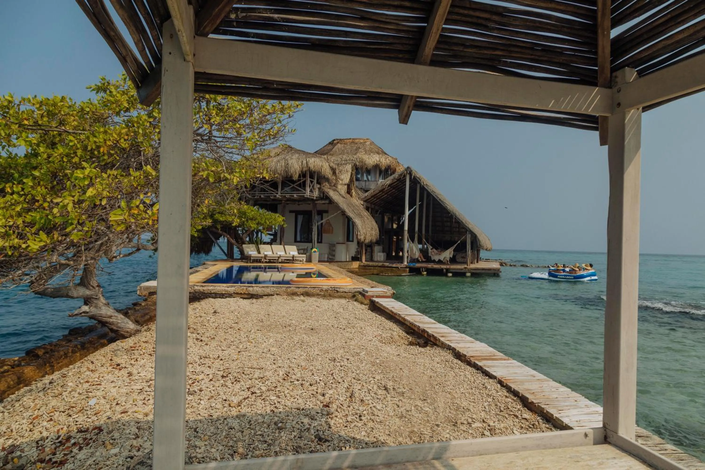 Sea view in Isla Kalua - Private Ocean Villa