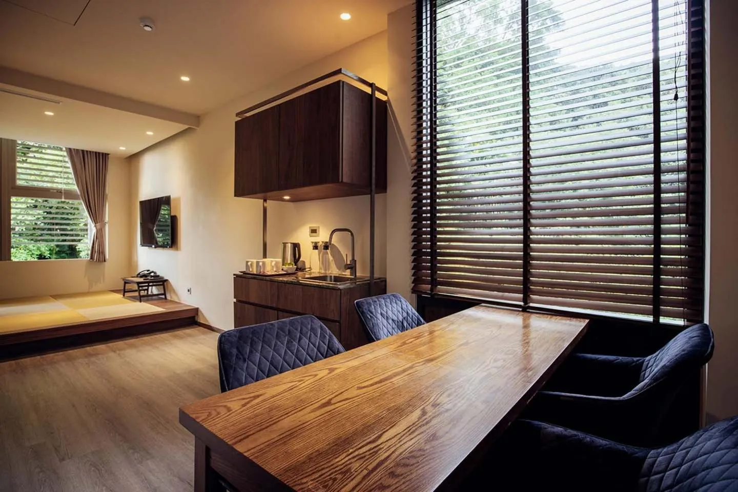 Hotel BEGINS 倉箱蜜境文旅