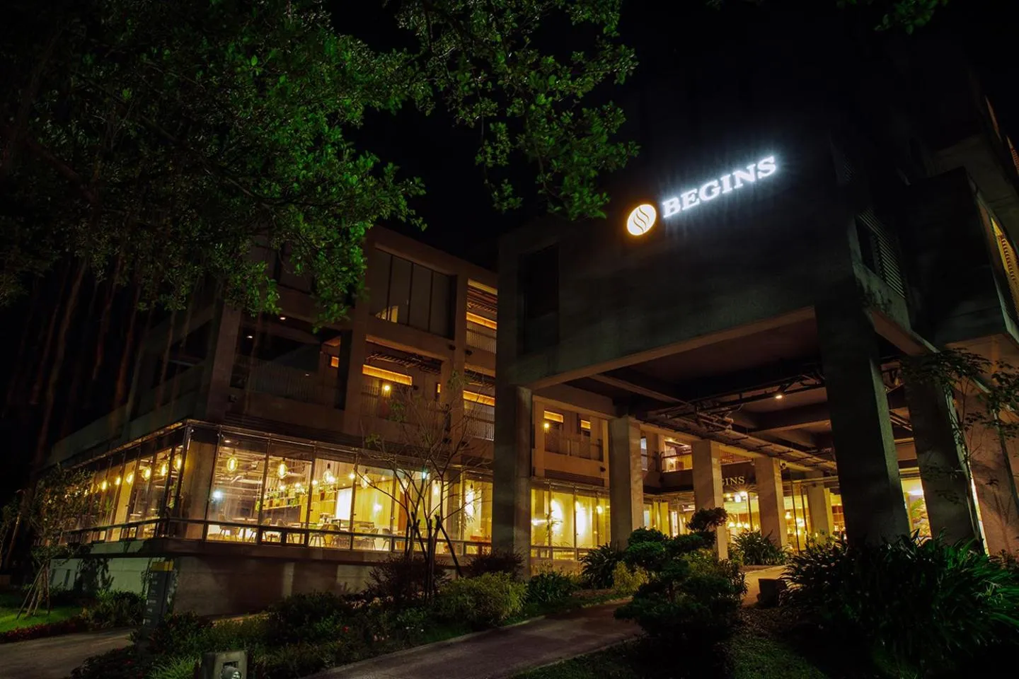 Property building in Hotel BEGINS 倉箱蜜境文旅