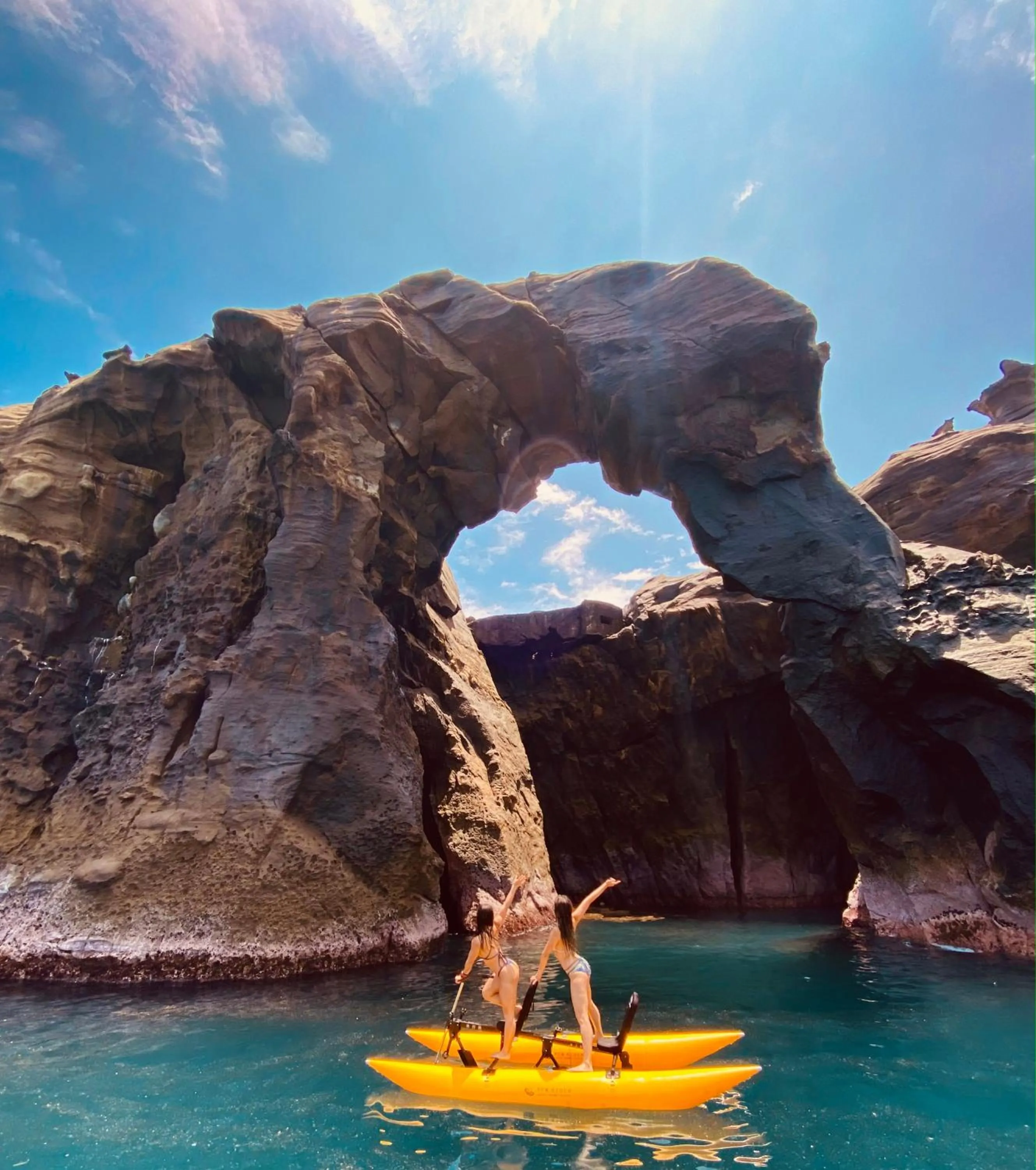 Canoeing in Hotel BEGINS 倉箱蜜境文旅