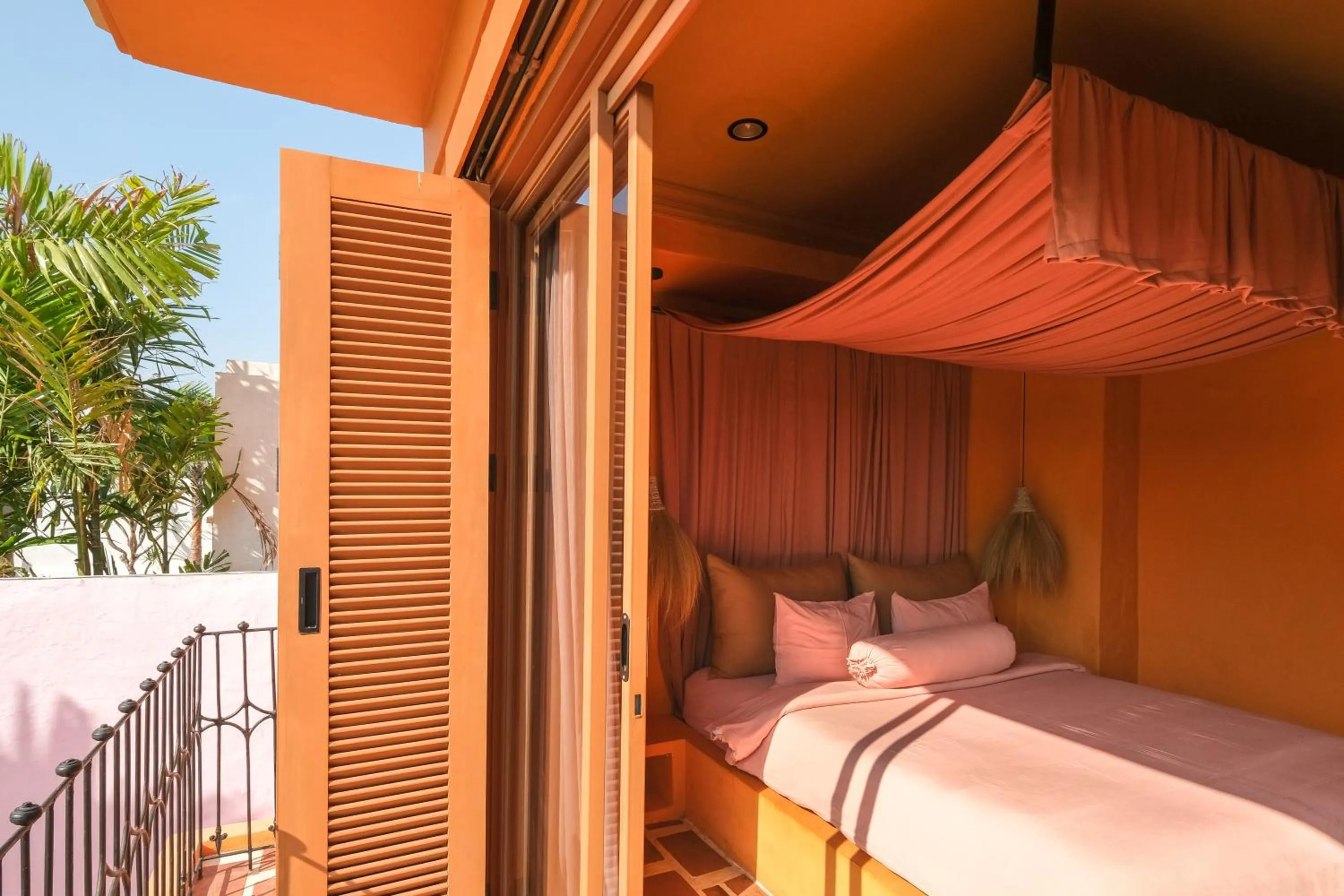 Bed in El Barrio Boutique Hotel & Bar