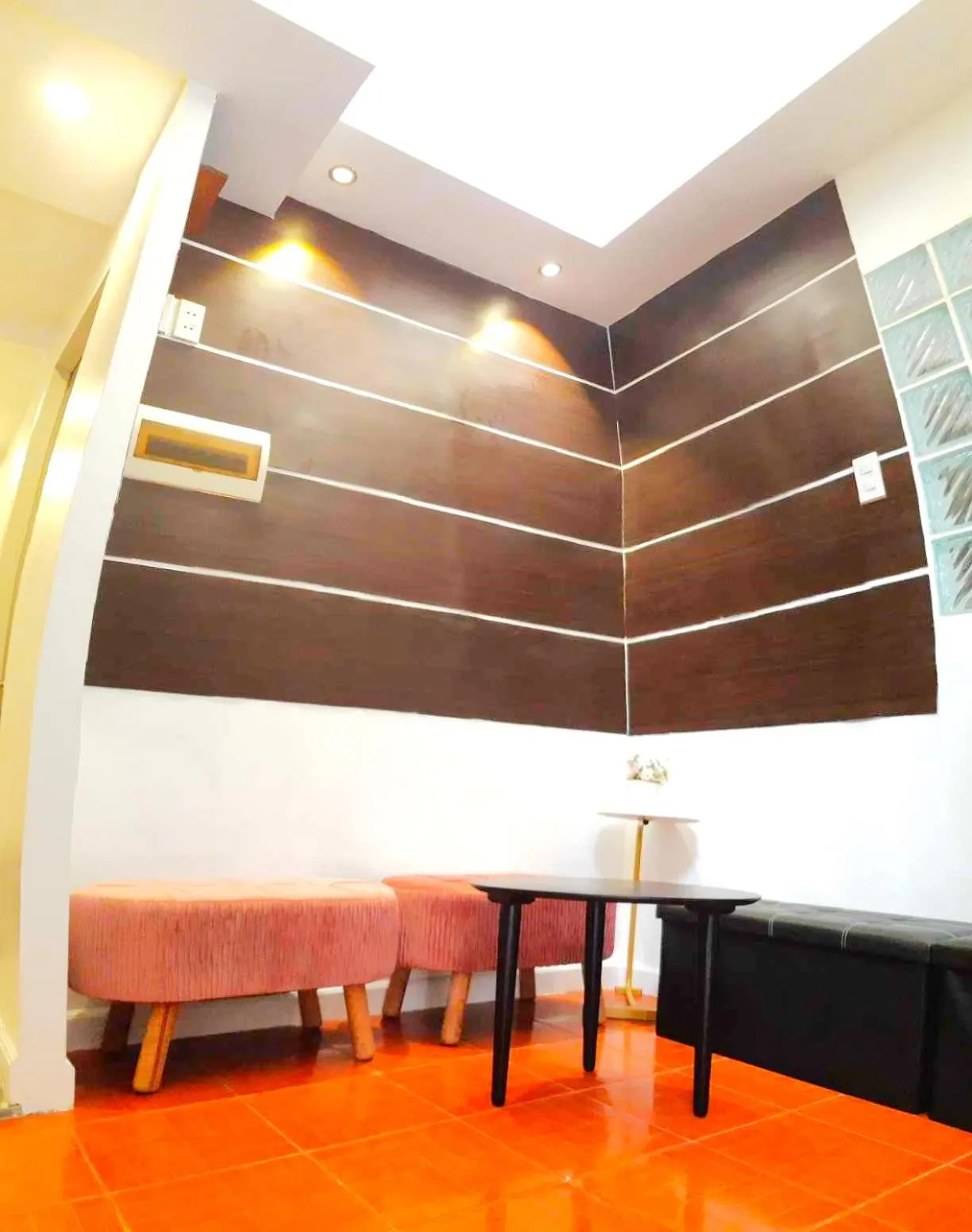 Massage in Hotel California Suite