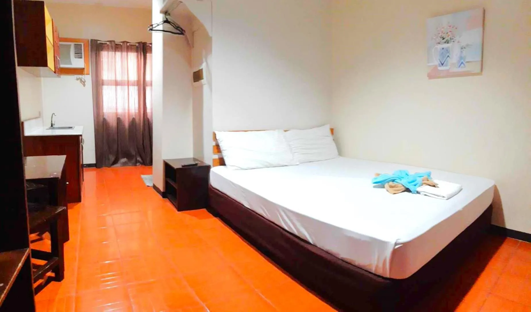 Bed in Hotel California Suite