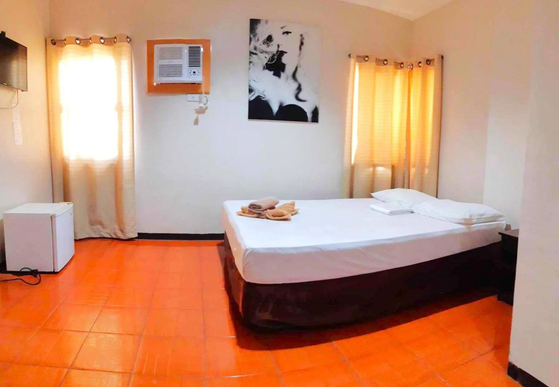 Bed in Hotel California Suite