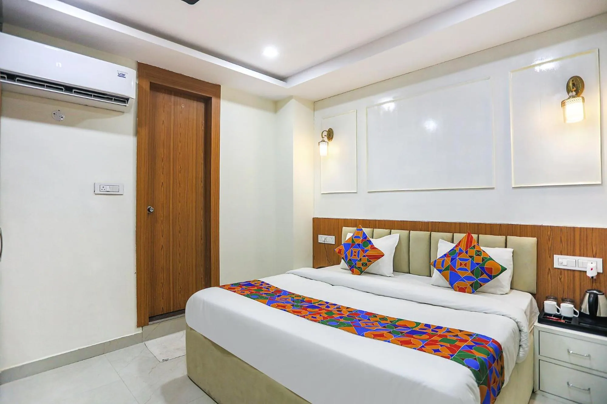 Bed in FabHotel Cosmos