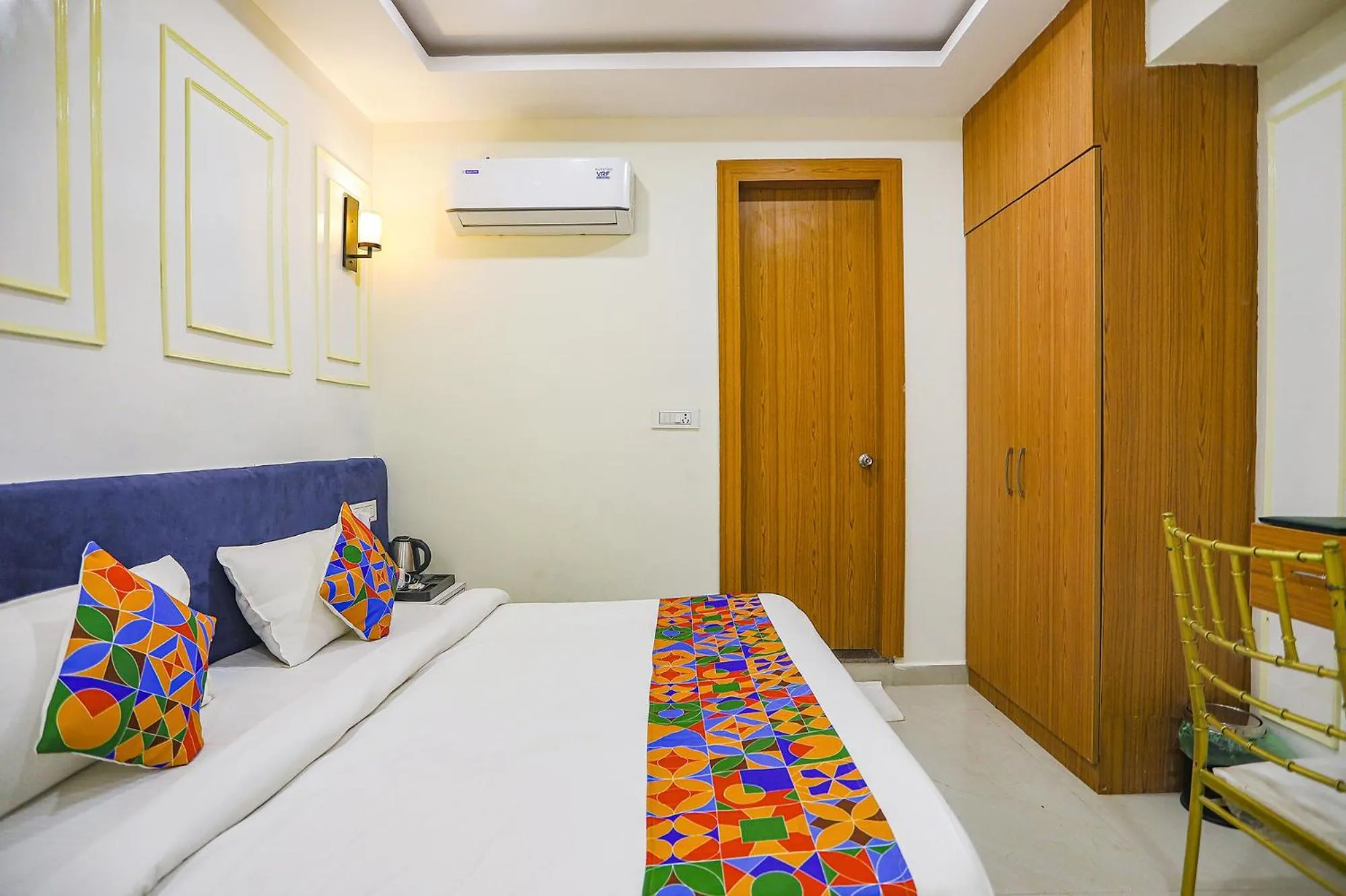 Bed in FabHotel Cosmos