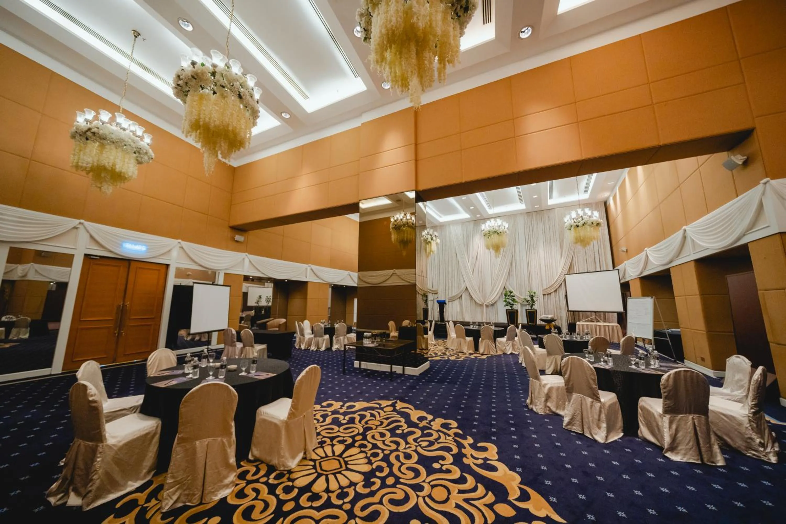 Banquet/Function facilities in Royale Chulan The Curve