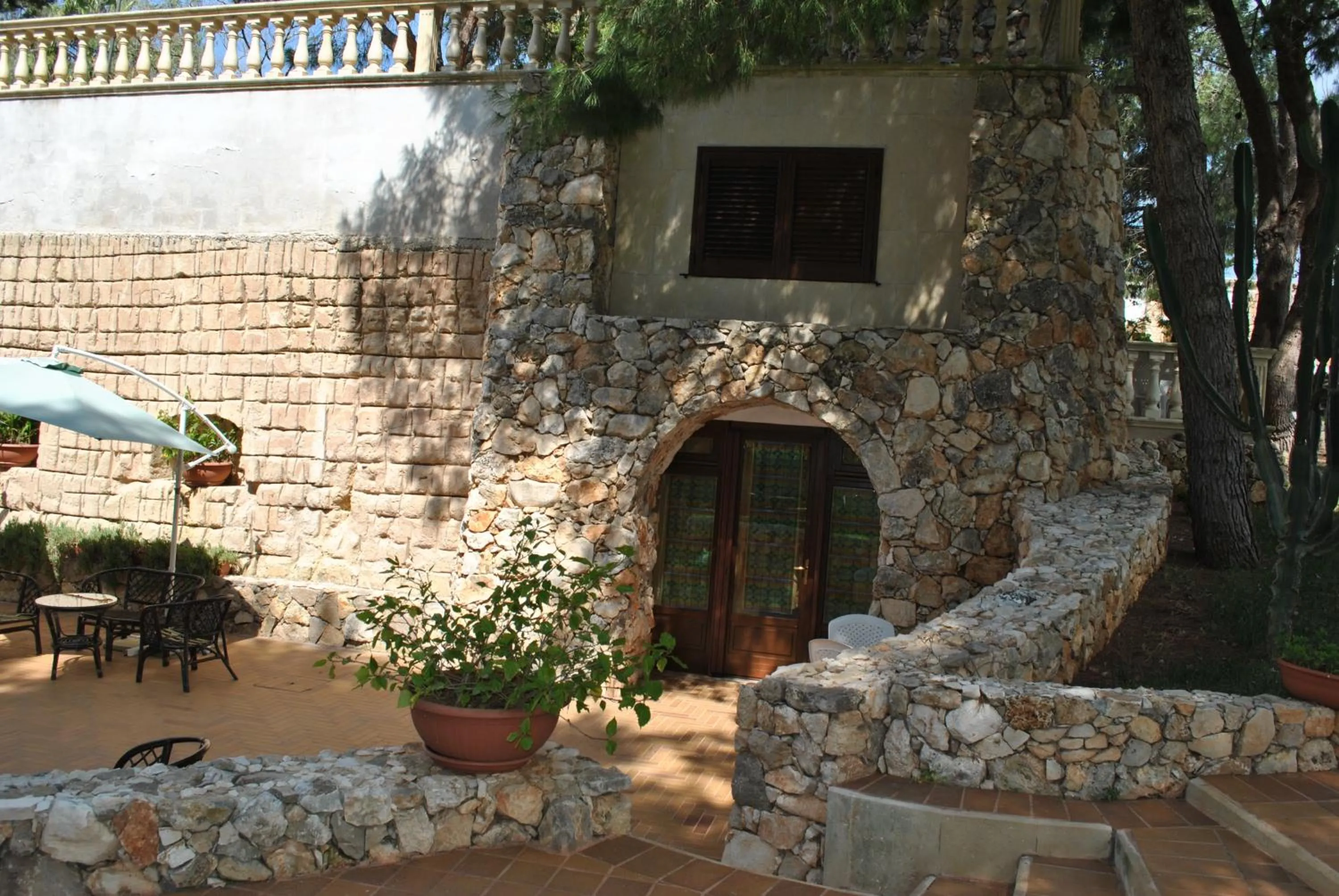 Garden in Borgo Console