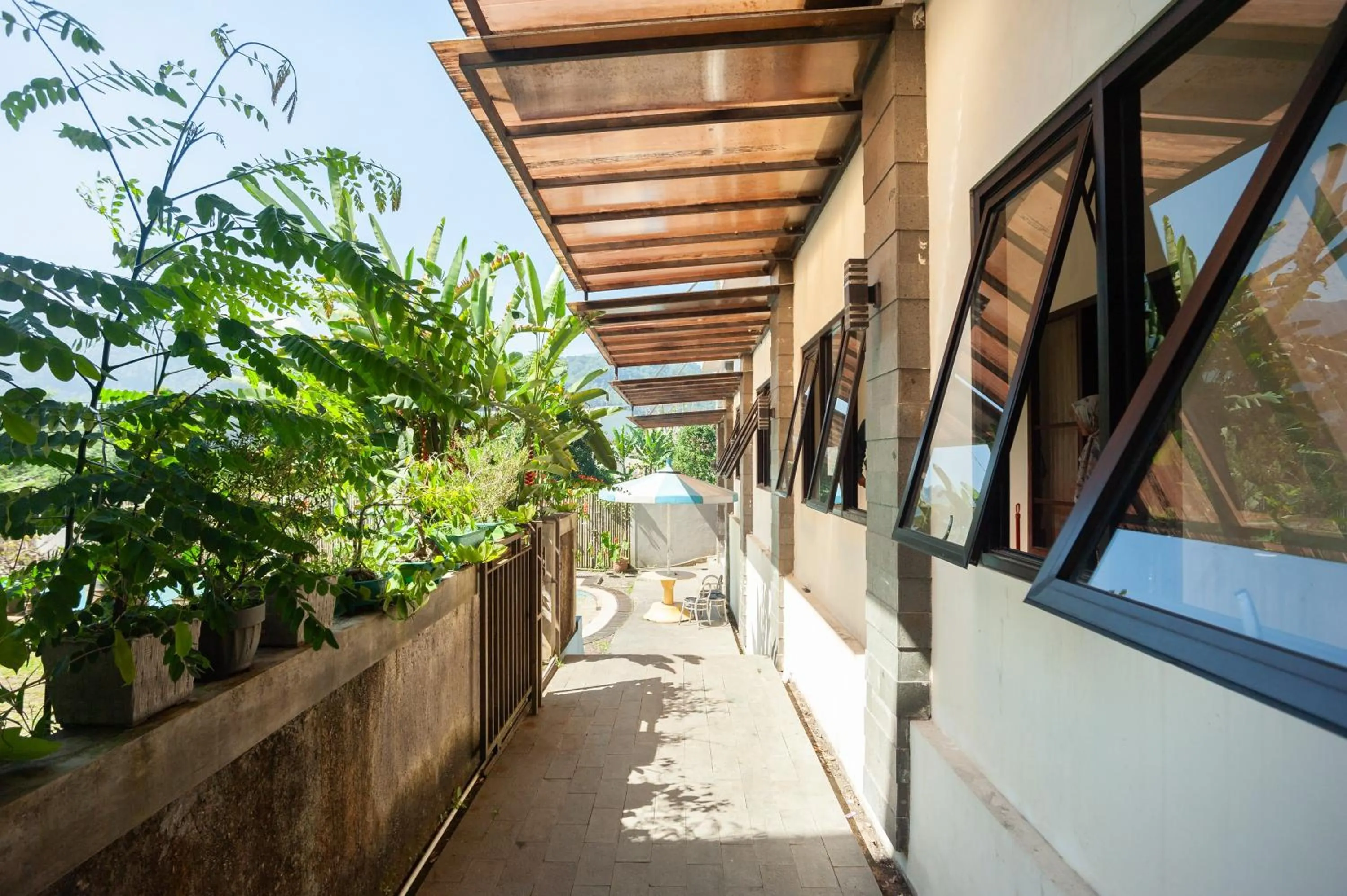 Property building in Urbanview Hotel Syariah Villa SM Cisarua Puncak by RedDoorz