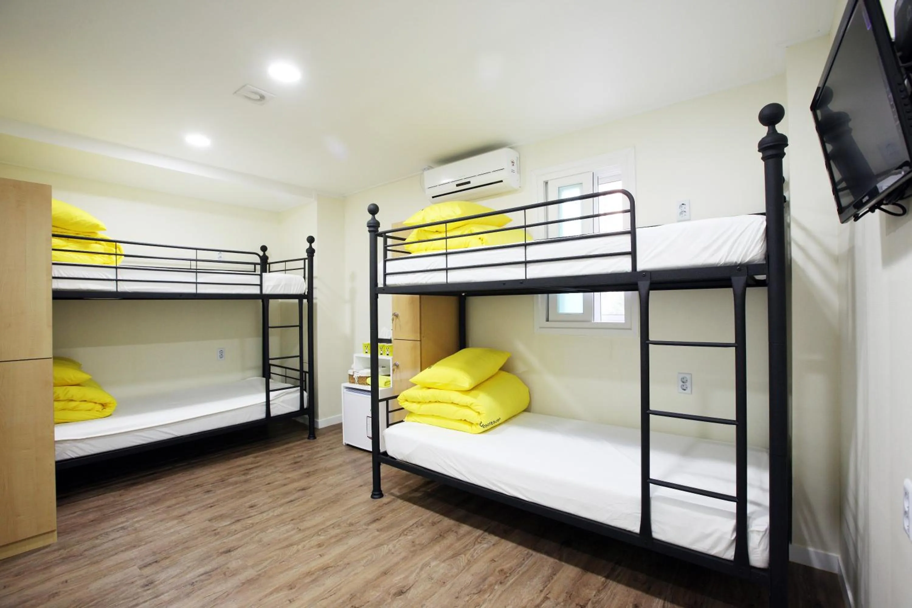 Bed in 24 Guesthouse Myeongdong Avenue