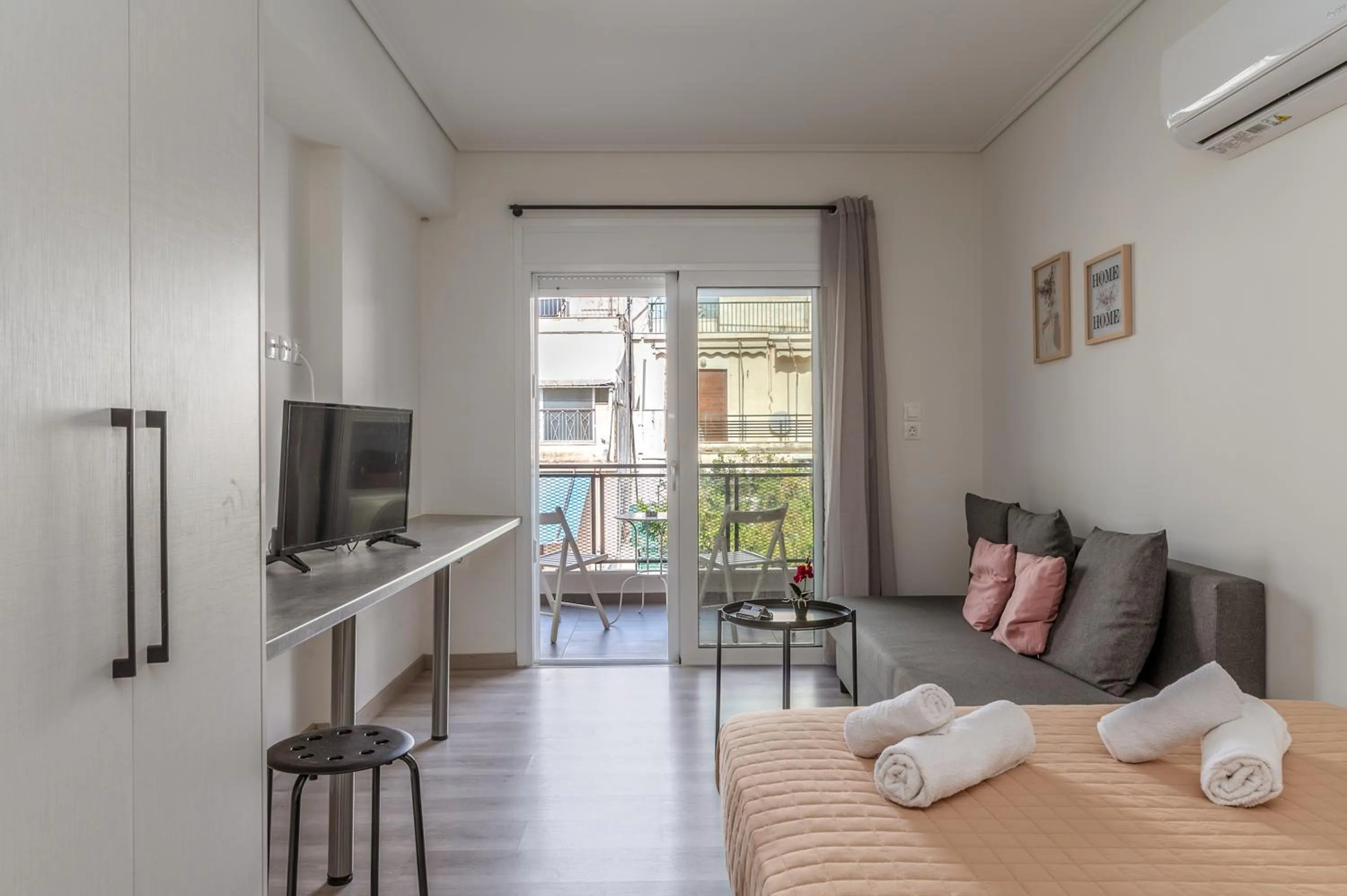 Bed in Elvita Apartments 4