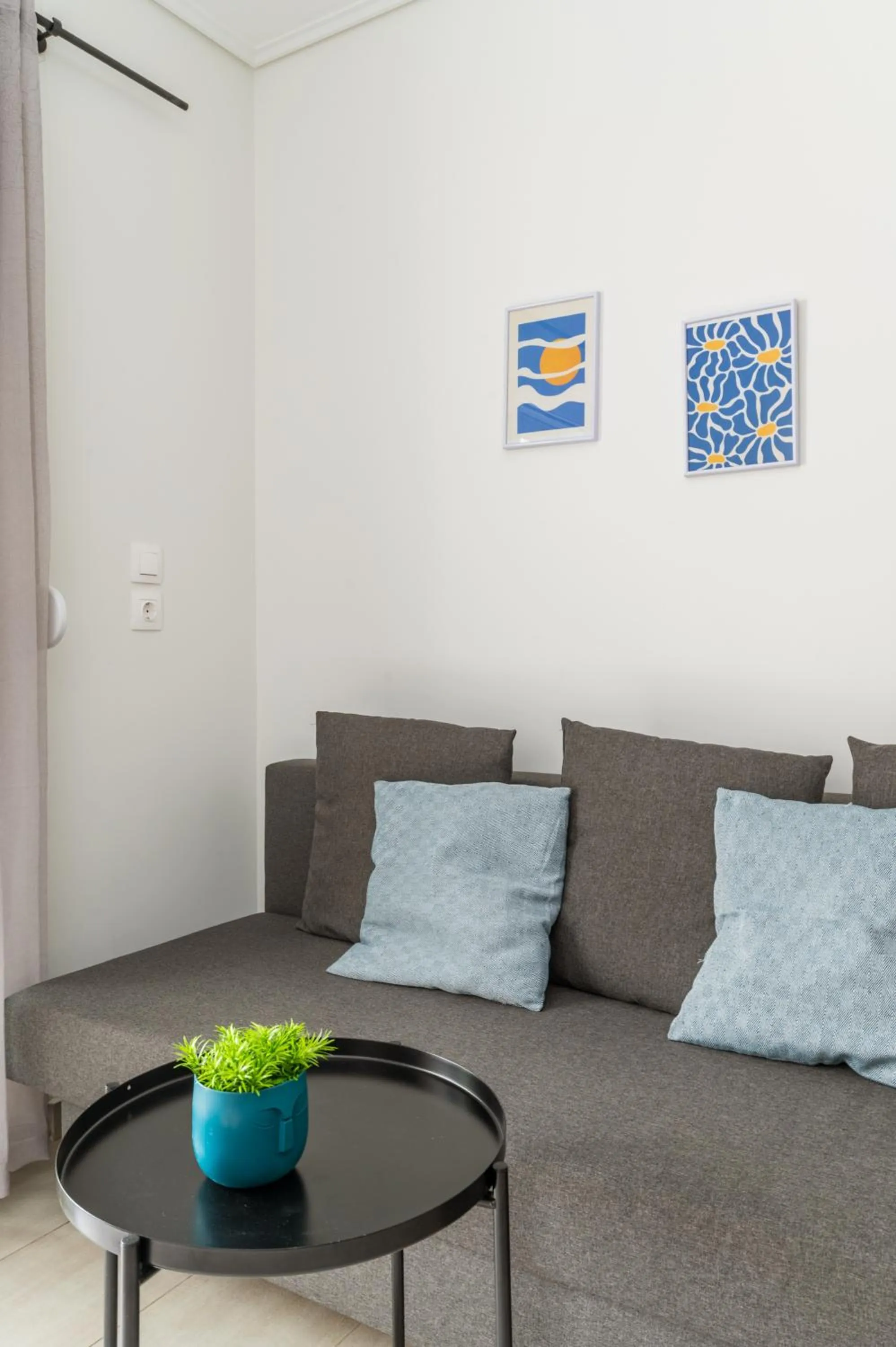 Seating area in Elvita Apartments 4