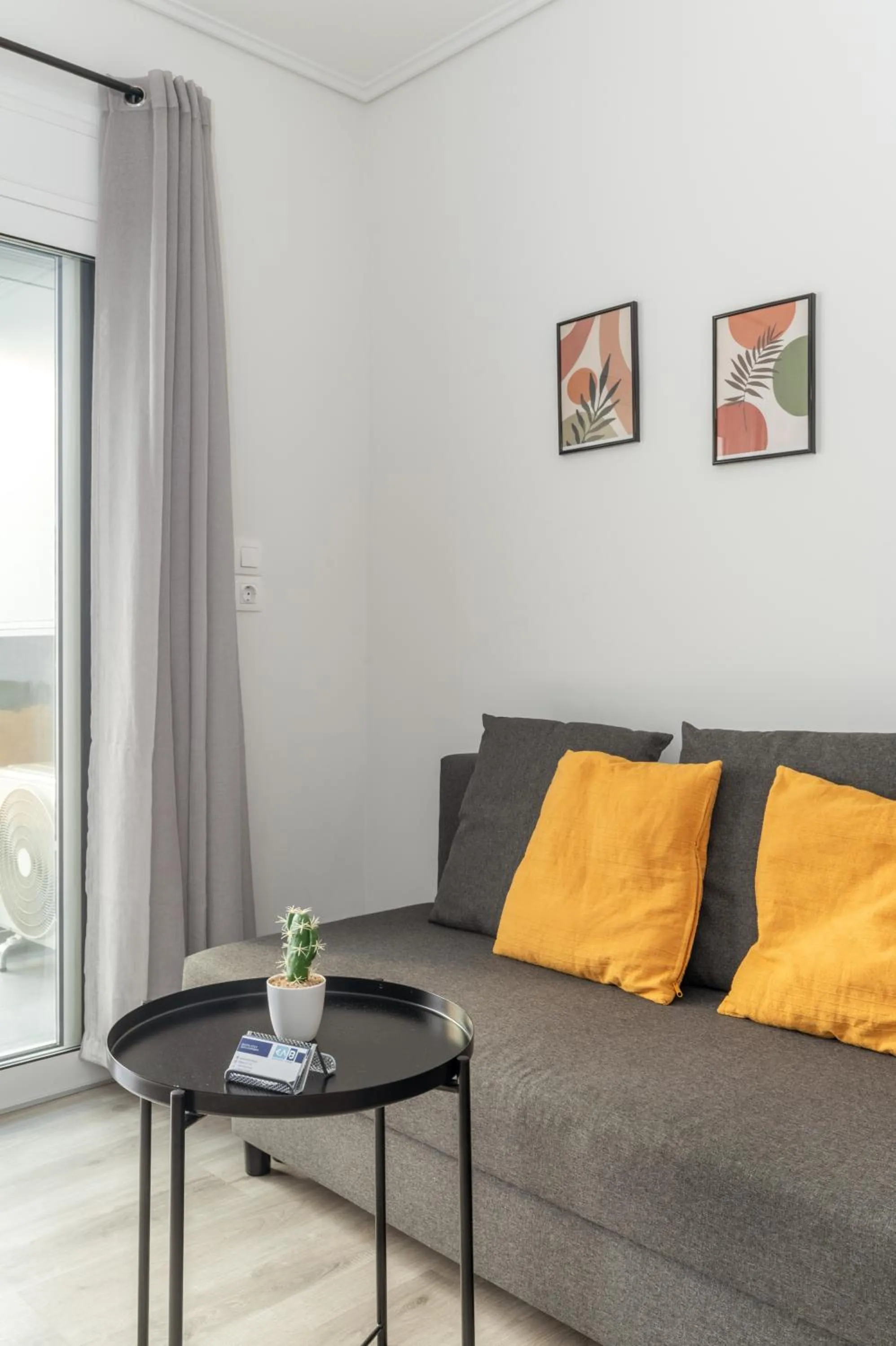 Seating area in Elvita Apartments 4