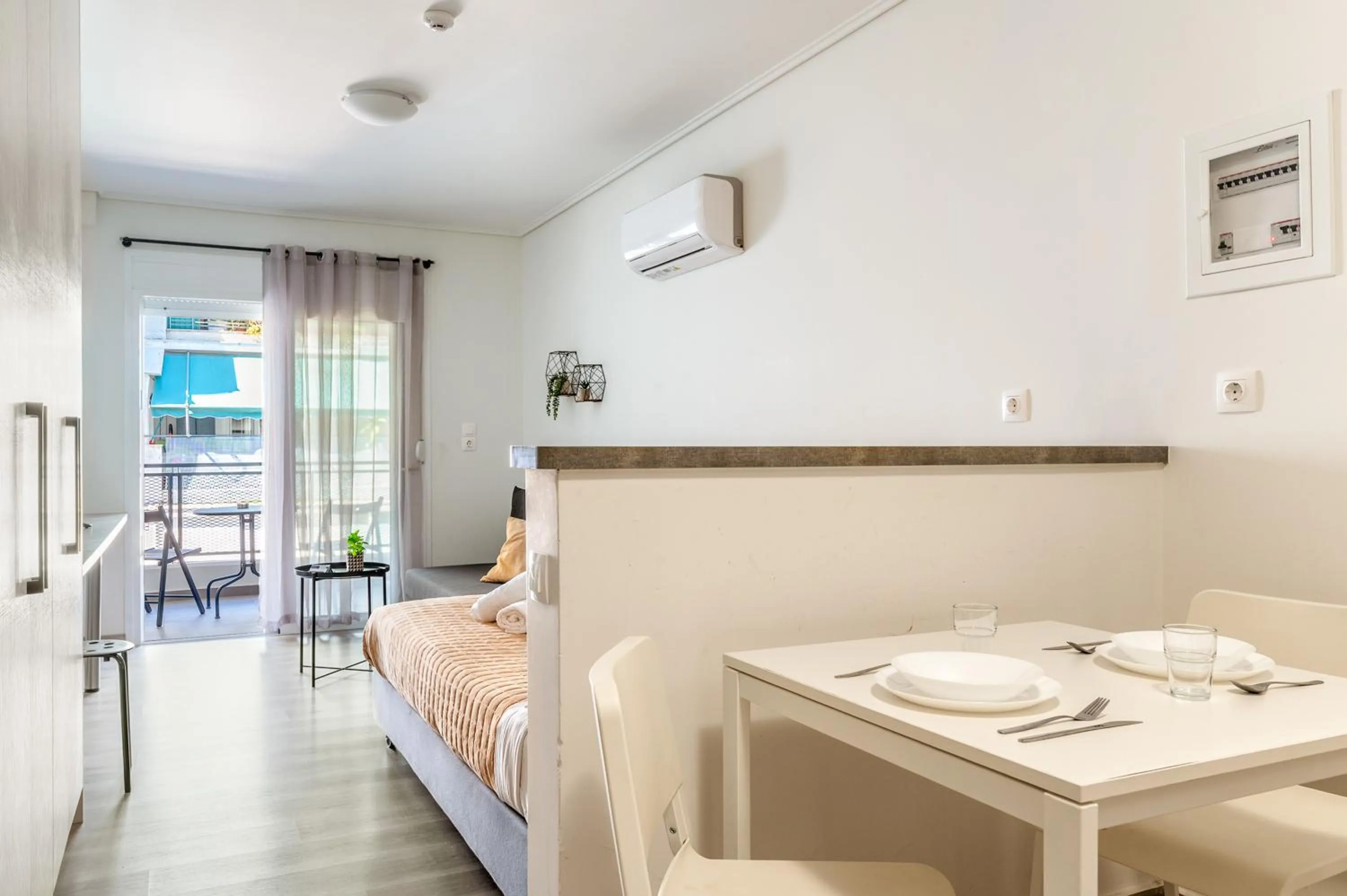 Photo of the whole room, Bed in Elvita Apartments 4