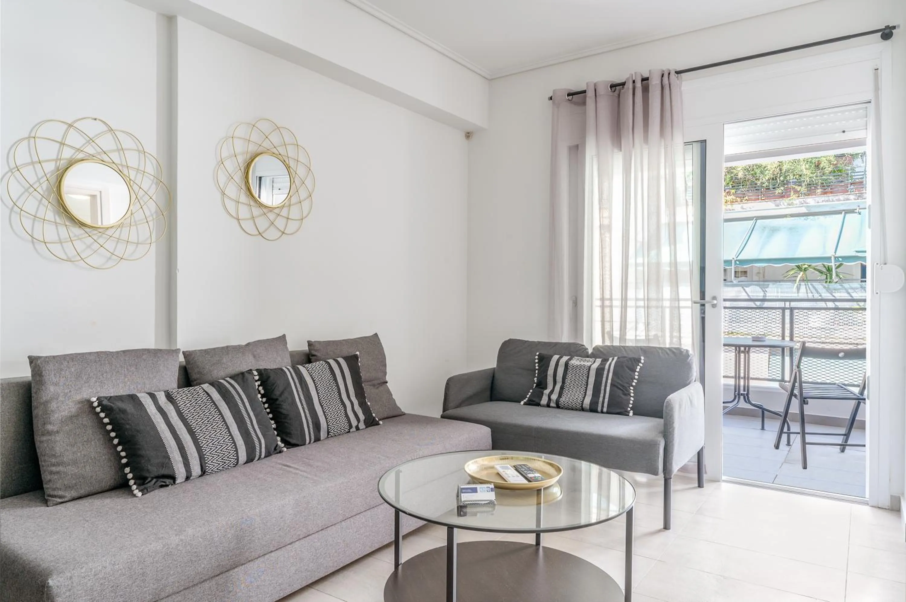 Seating area in Elvita Apartments 4