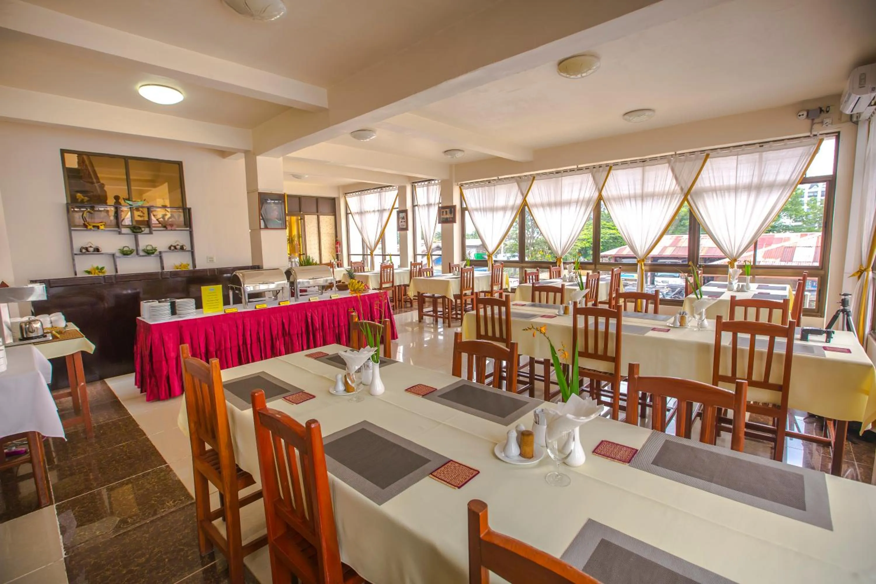 Dining area in Inle Apex Hotel
