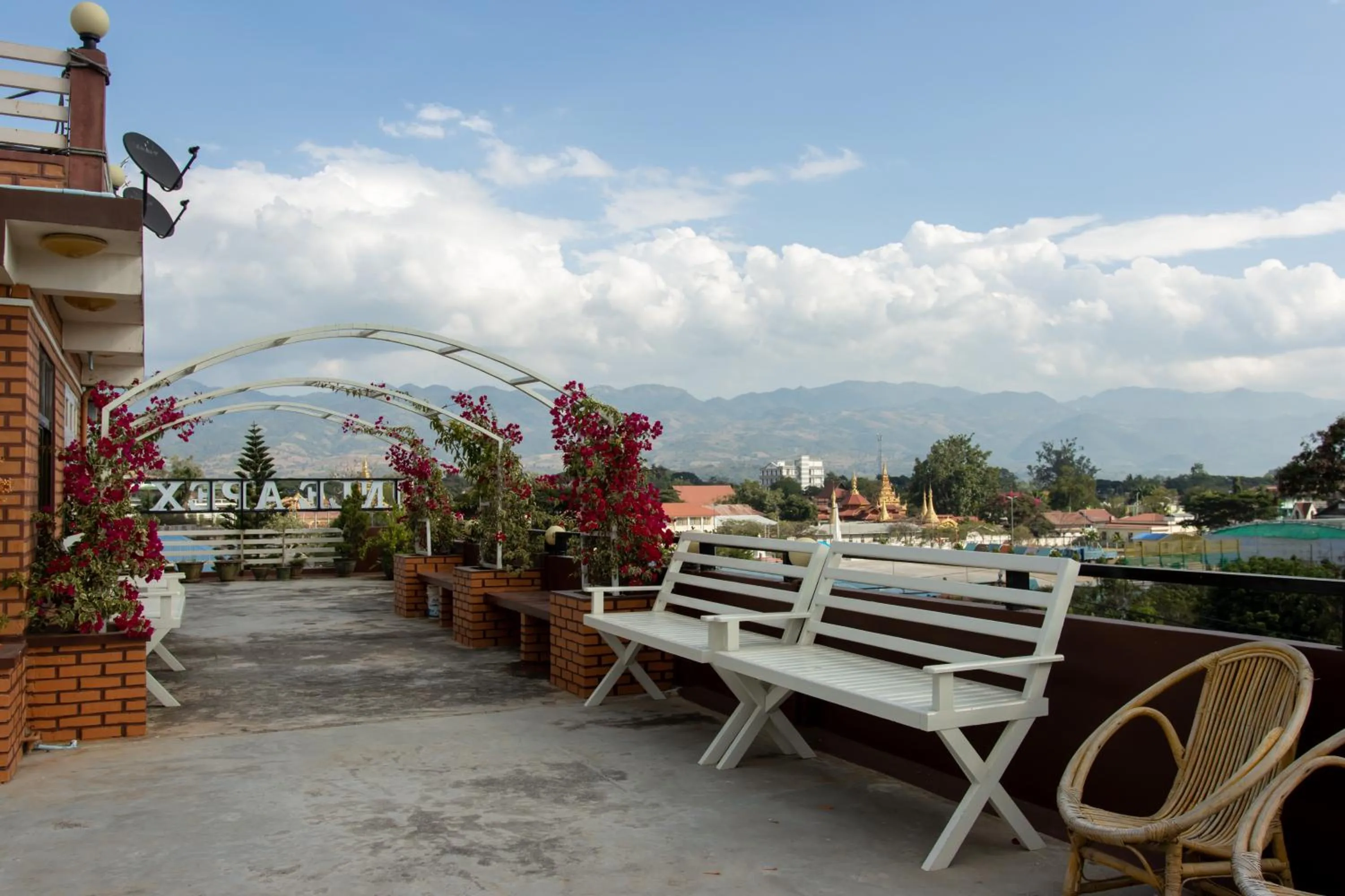 Balcony/Terrace in Inle Apex Hotel