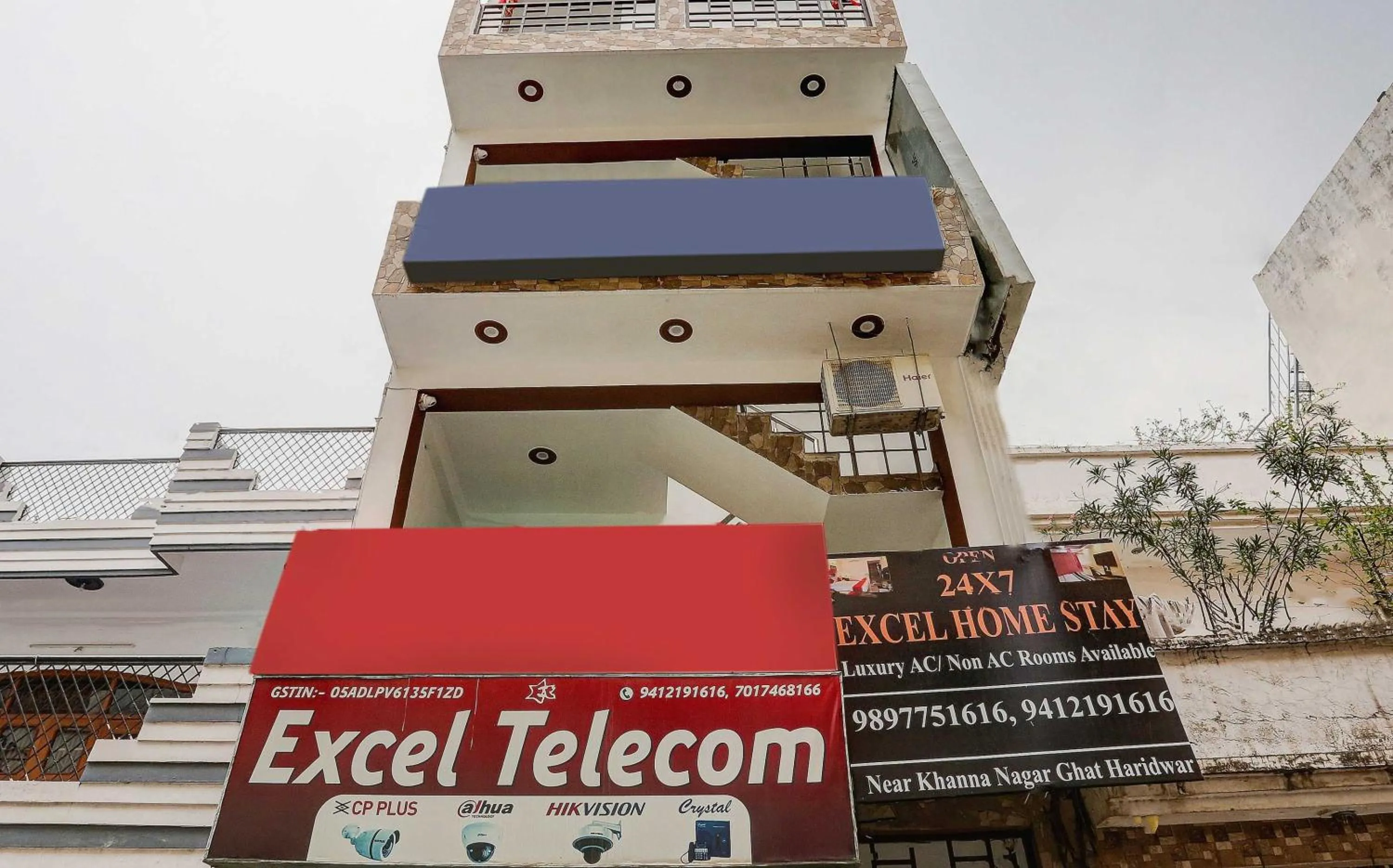 Facade/entrance in Hotel O Excel Home Stay