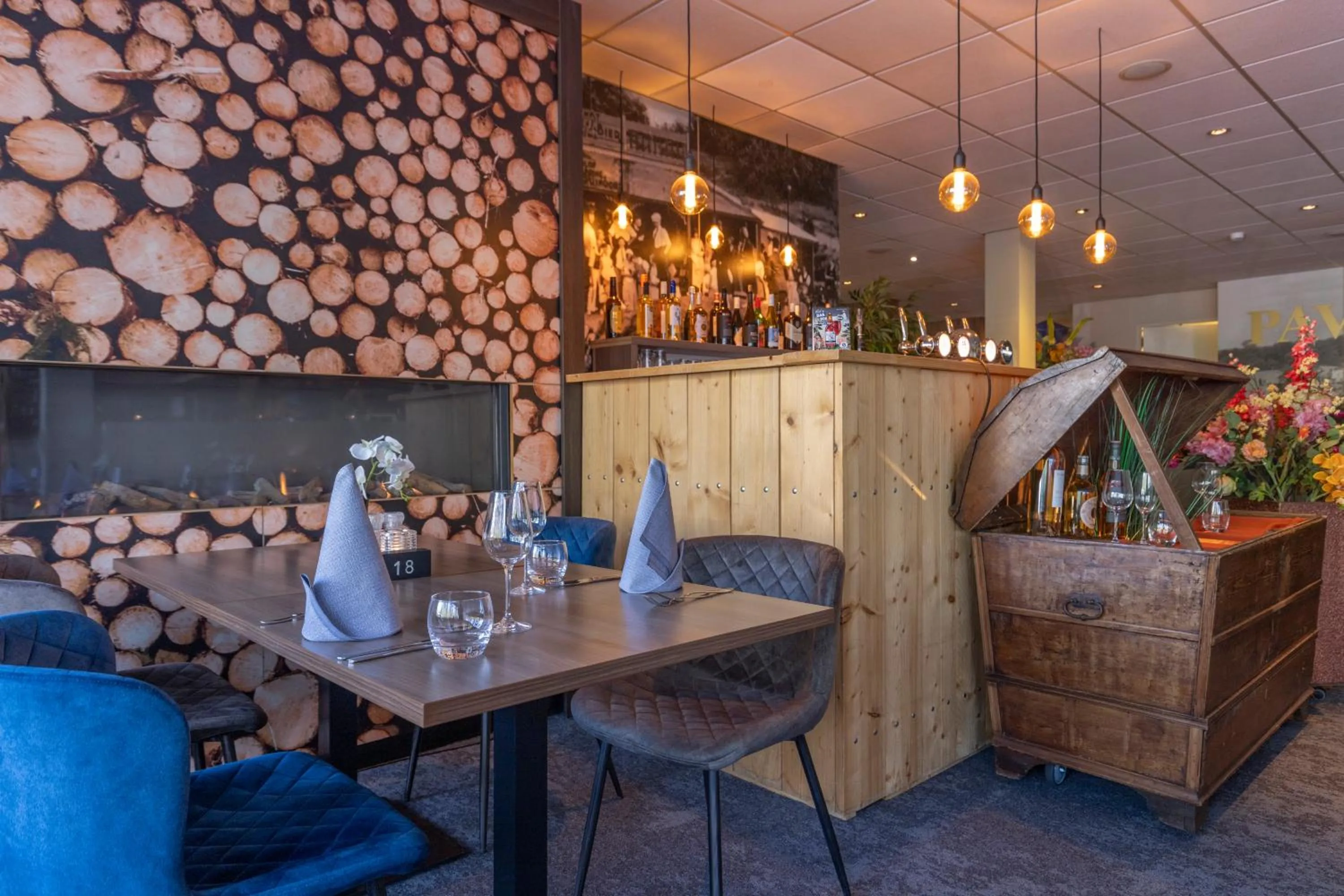 Dining area in Fletcher Hotel - Restaurant de Zeegser Duinen