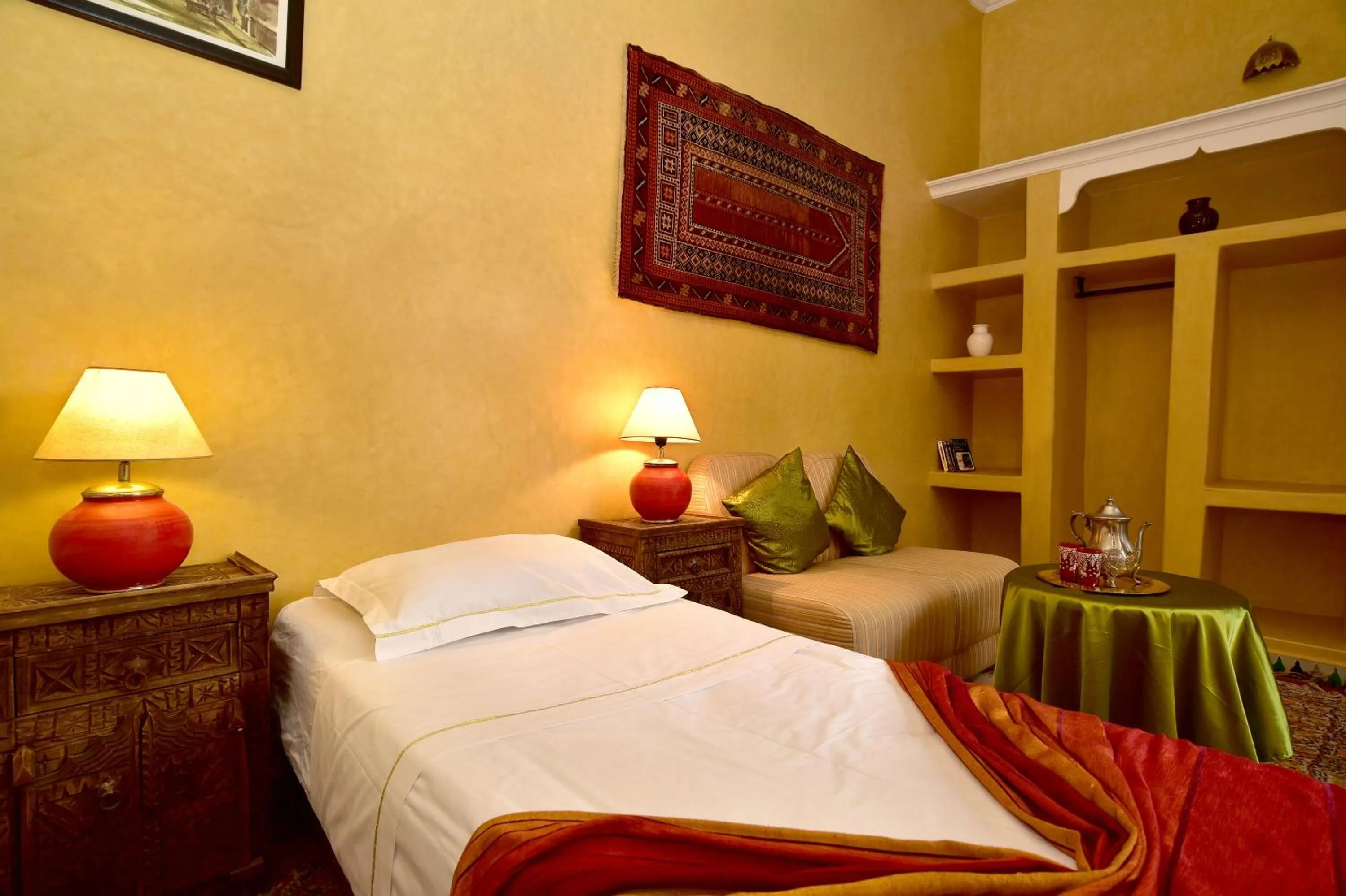 Decorative detail, Bed in Riad Manissa