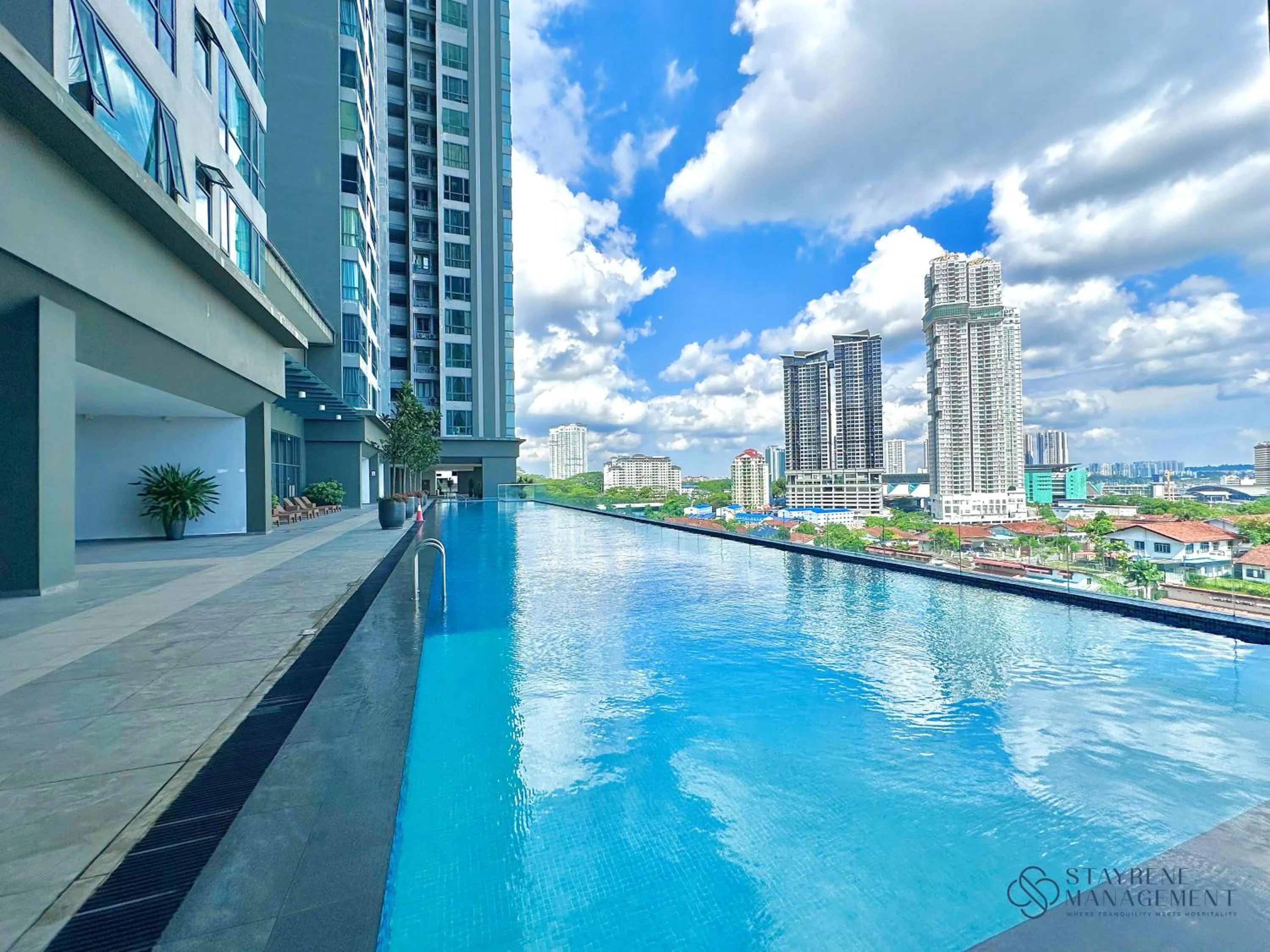 City view in SKS Pavillion Residences by Stayrene