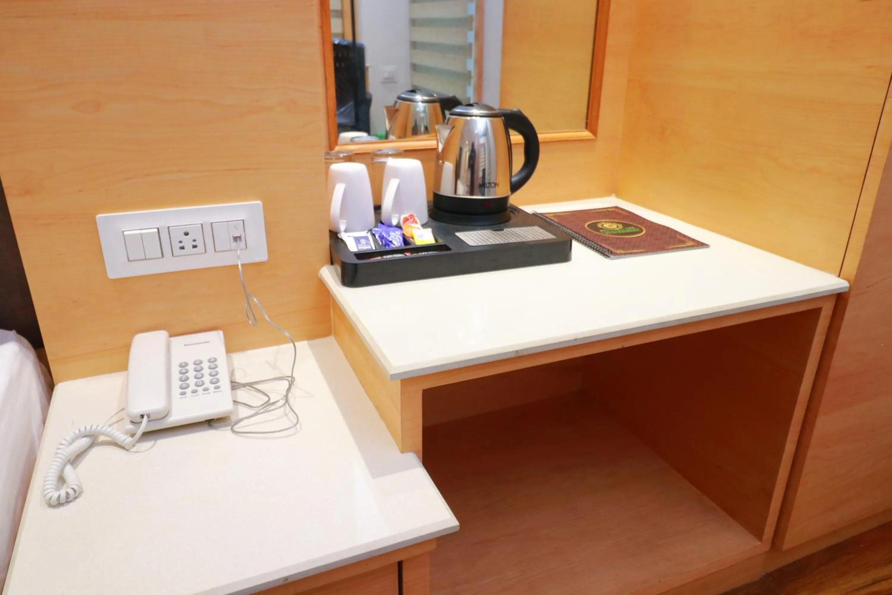 Coffee/tea facilities in Country Green Hotel & Banquet