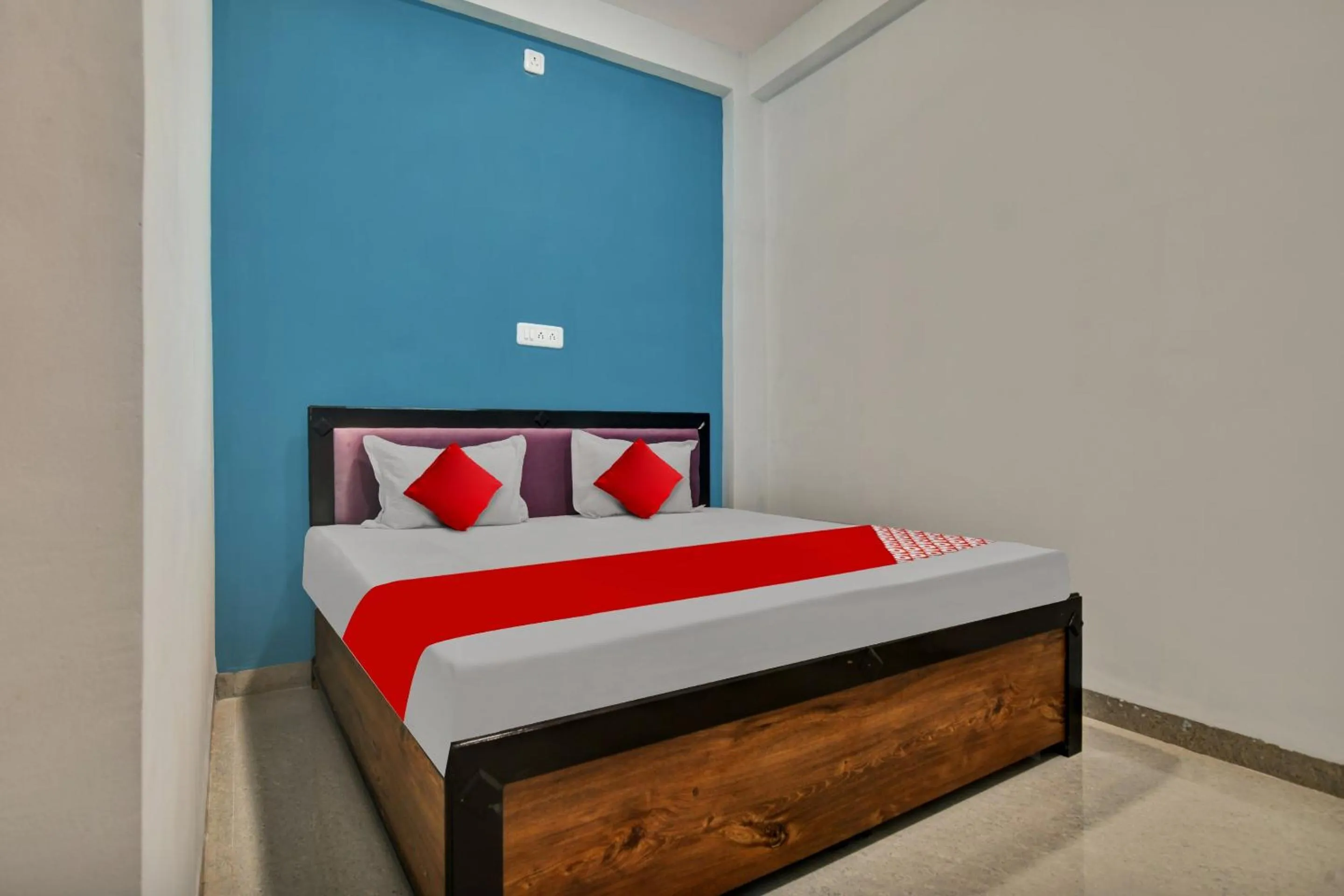 Bedroom, Bed in Hotel O Choice Inn