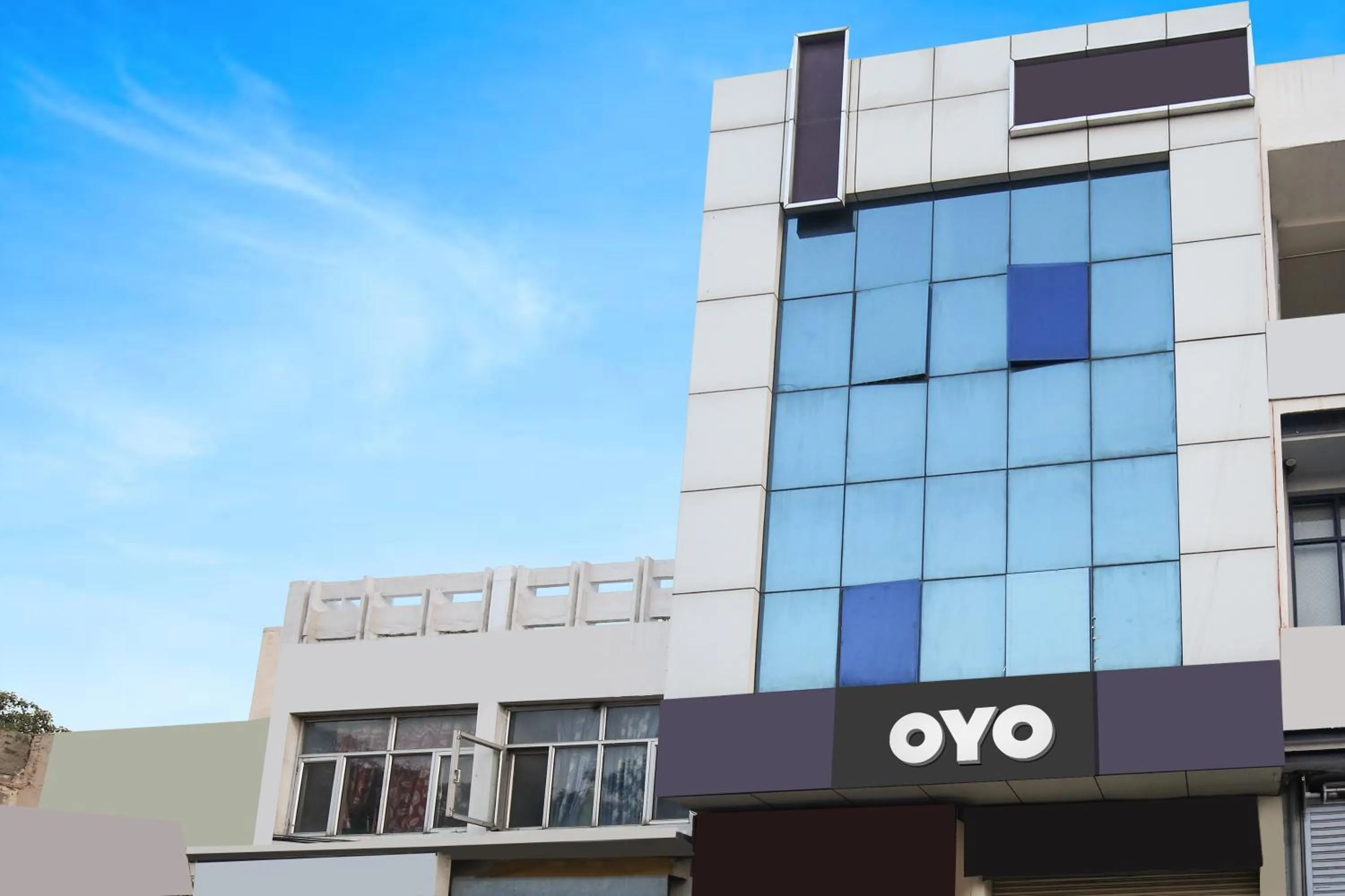 Facade/entrance in Hotel O Inder Inn