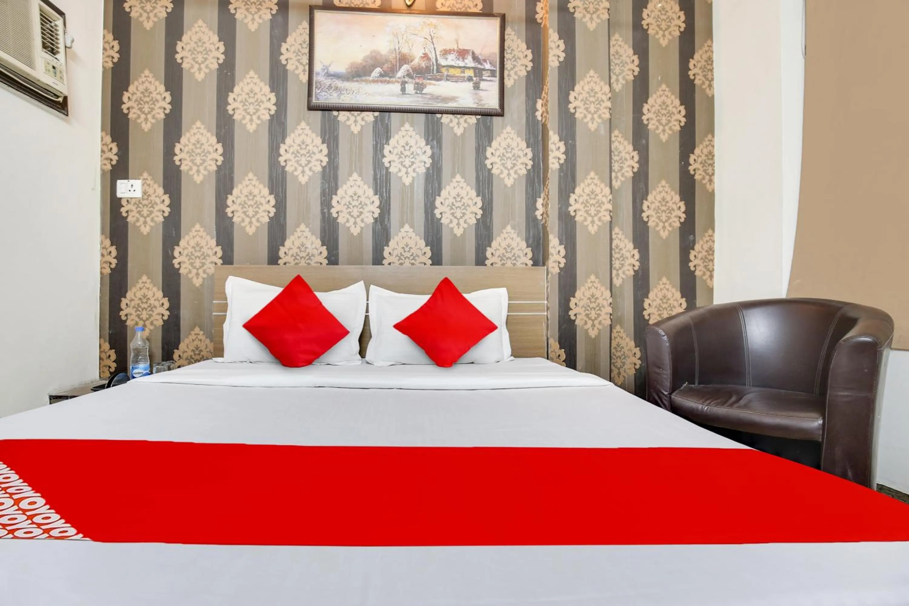 Lobby or reception, Bed in Hotel O Inder Inn