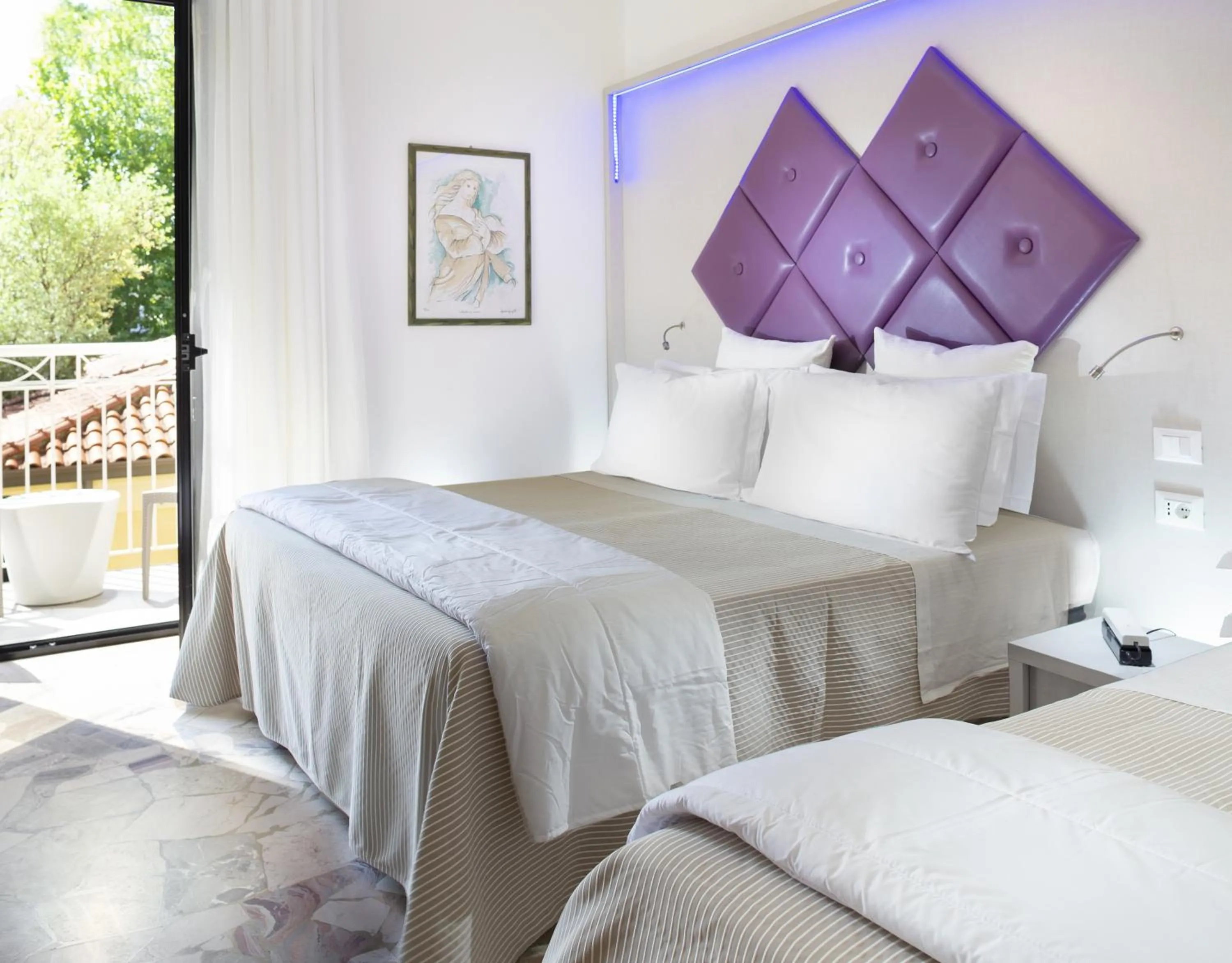 Bed in Hotel Castellucci