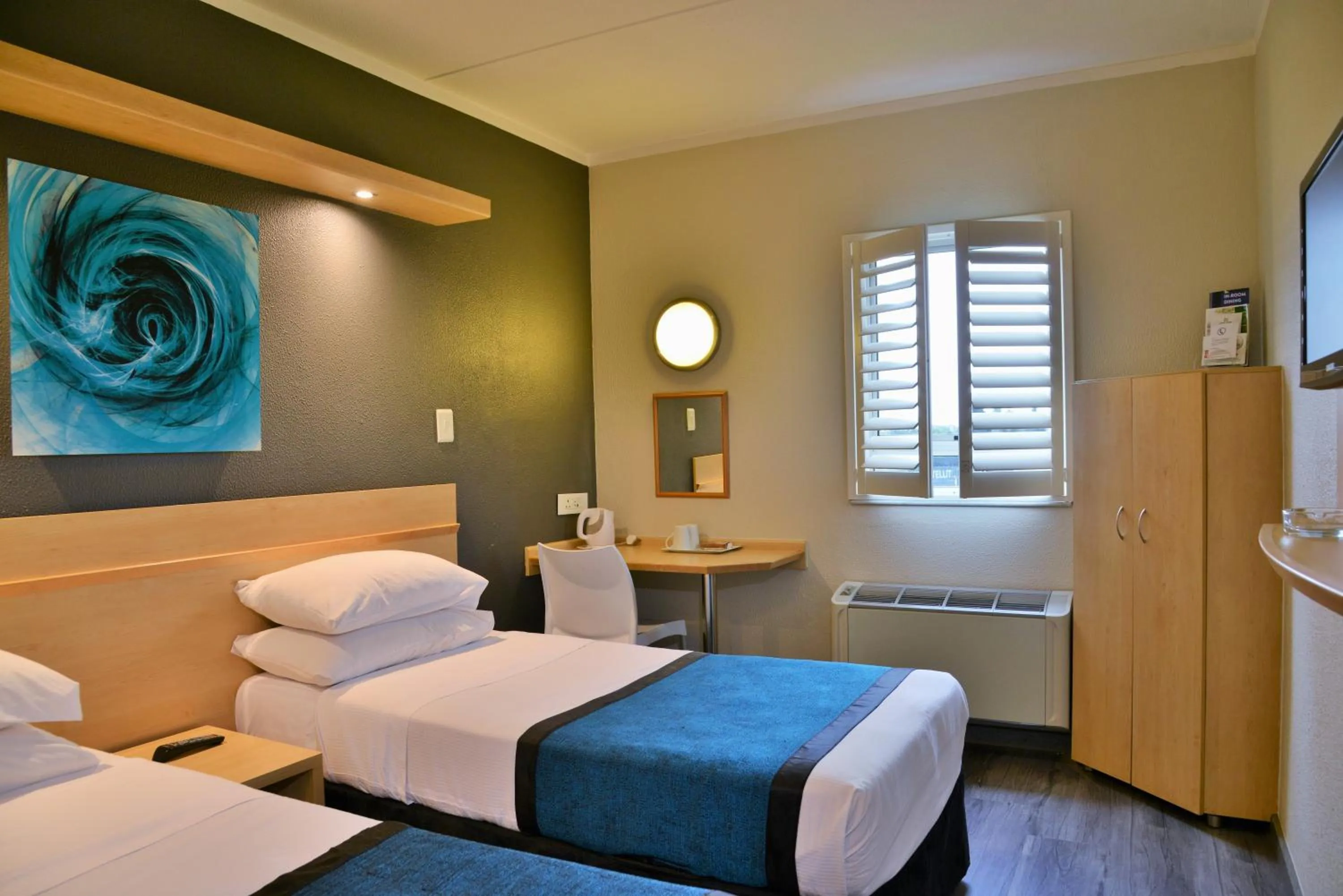 Bed in Road Lodge Randburg