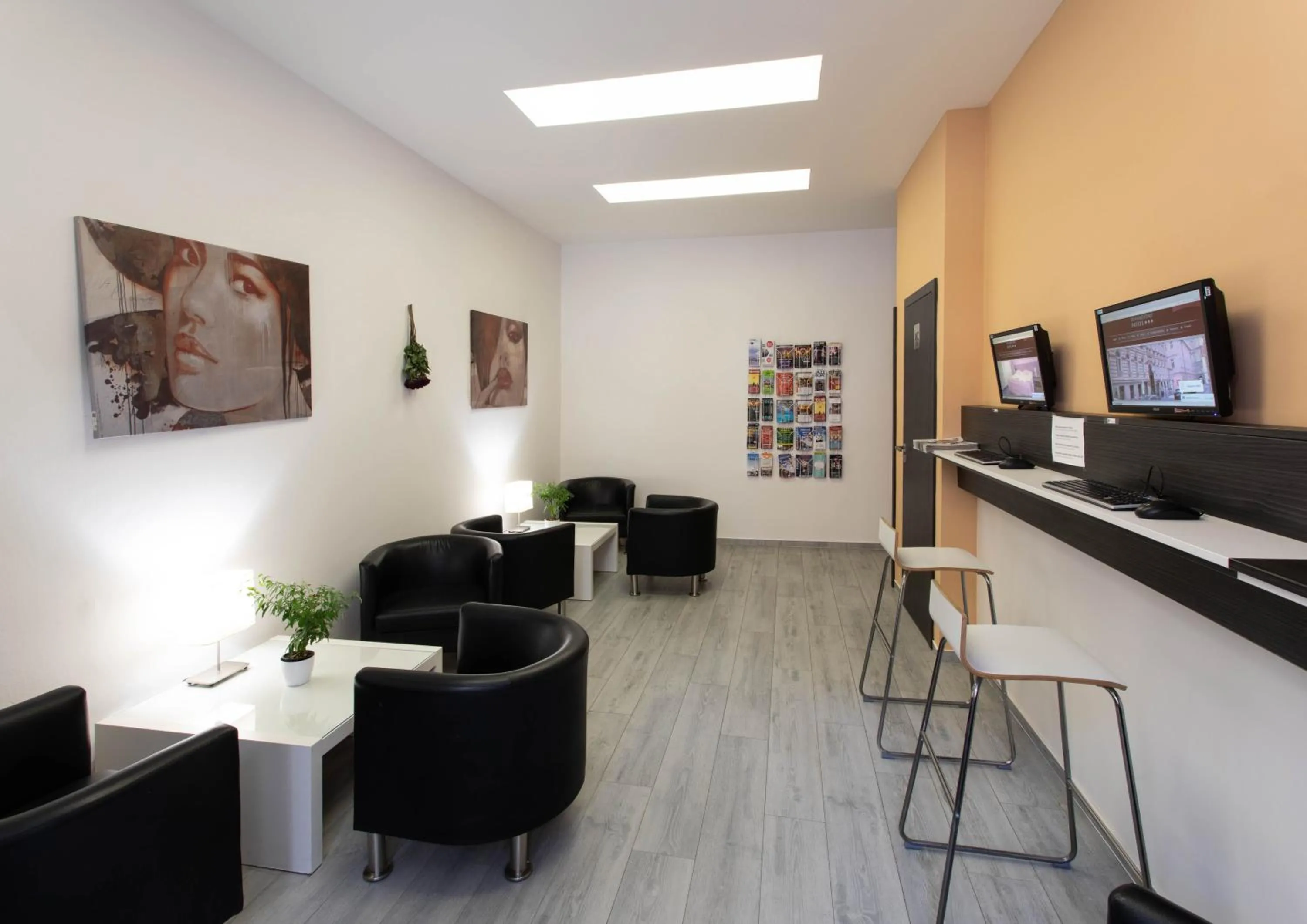 Lobby or reception in Novoměstský hotel