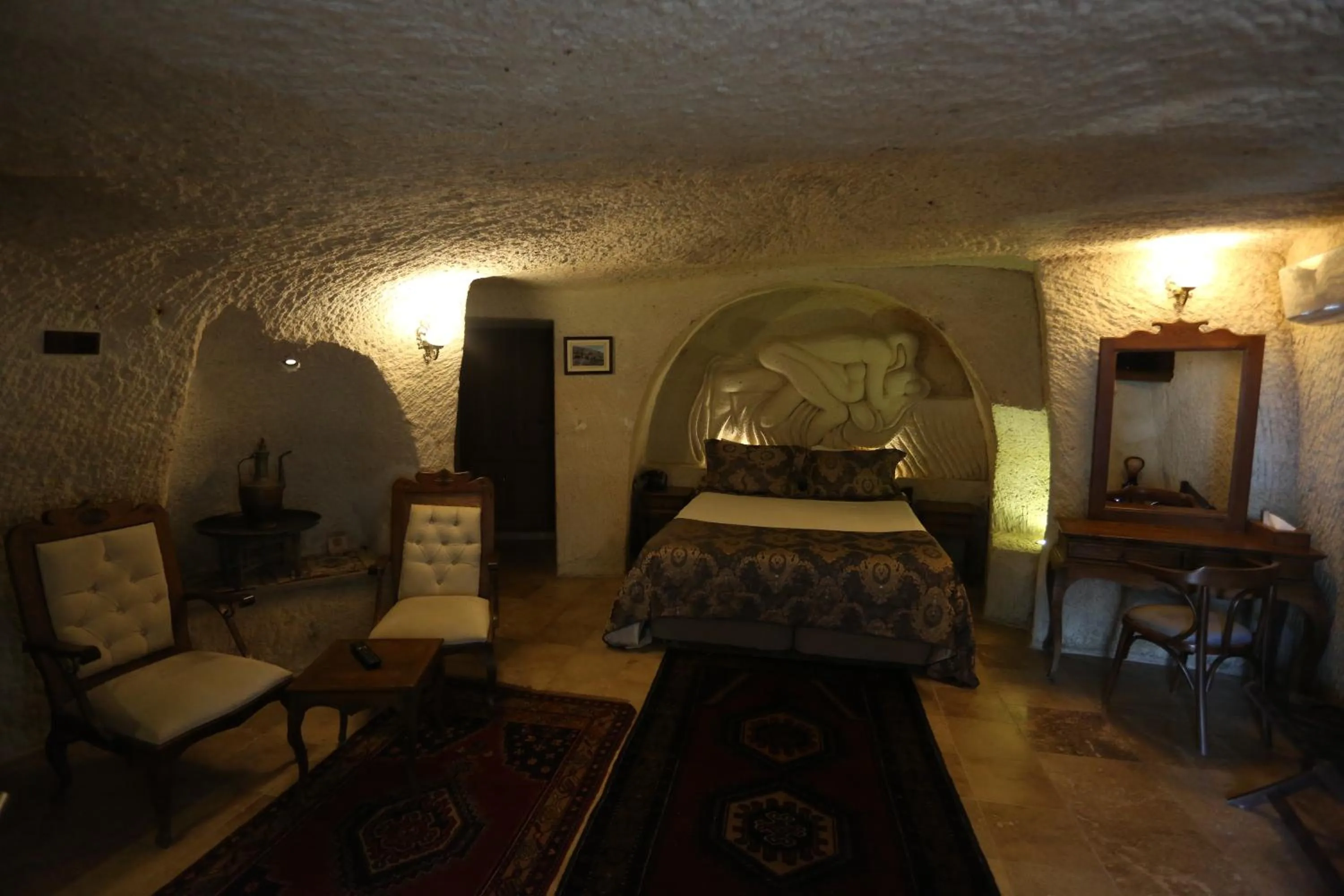 Living room, Bed in Phocas Cave Suites