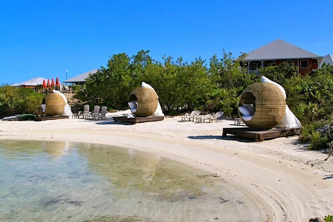 Area and facilities in Neptune Villas