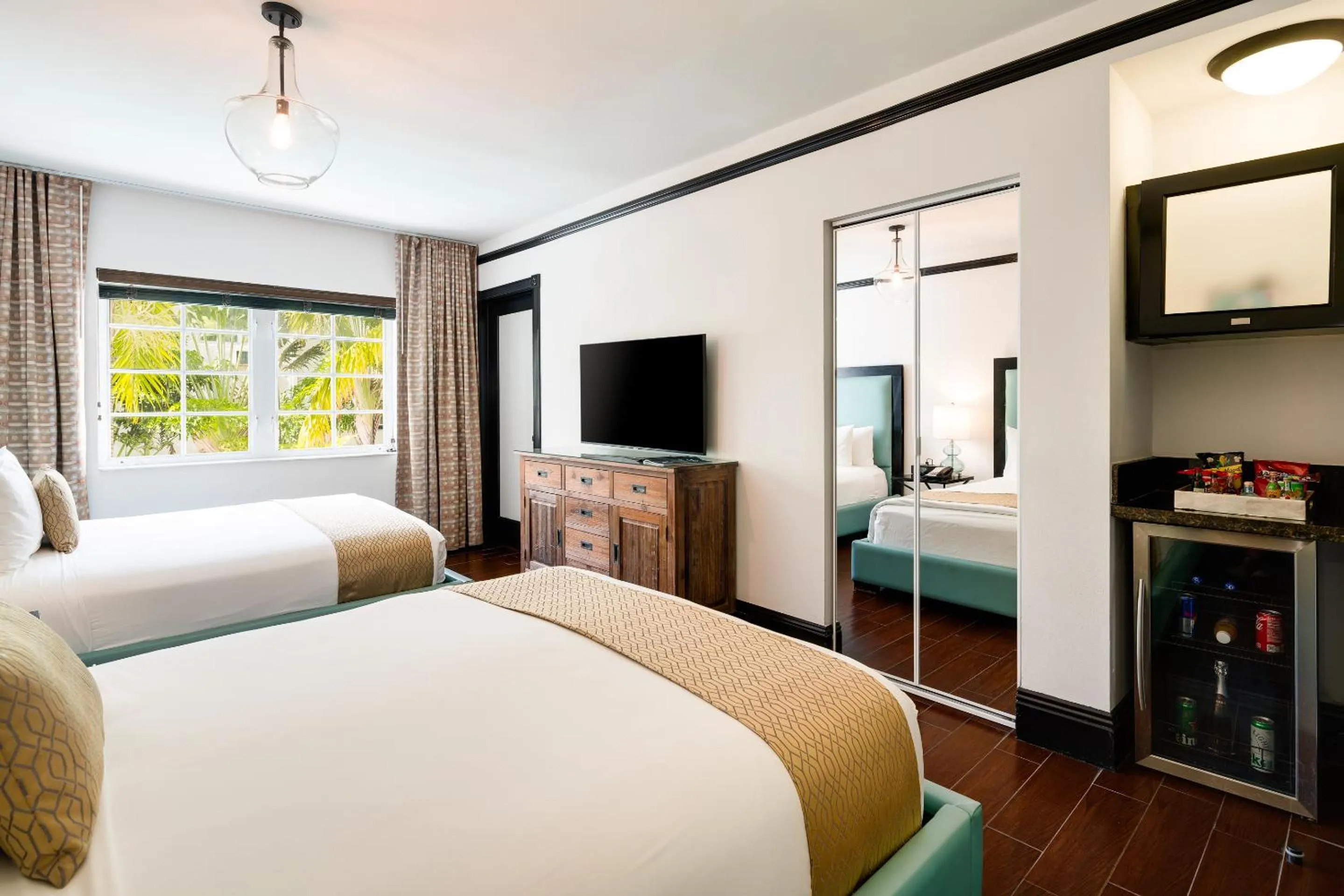 Bed in Hotel Croydon