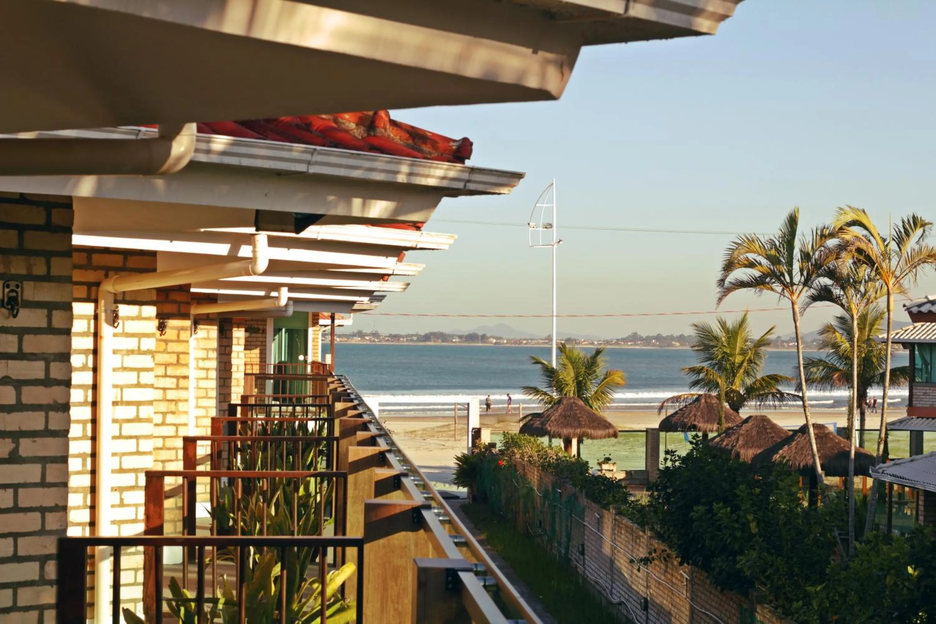 Three-Bedroom Apartment in Pousada Recanto Edênico - à beira mar da Praia Ponta do Papagaio, Palhoça SC