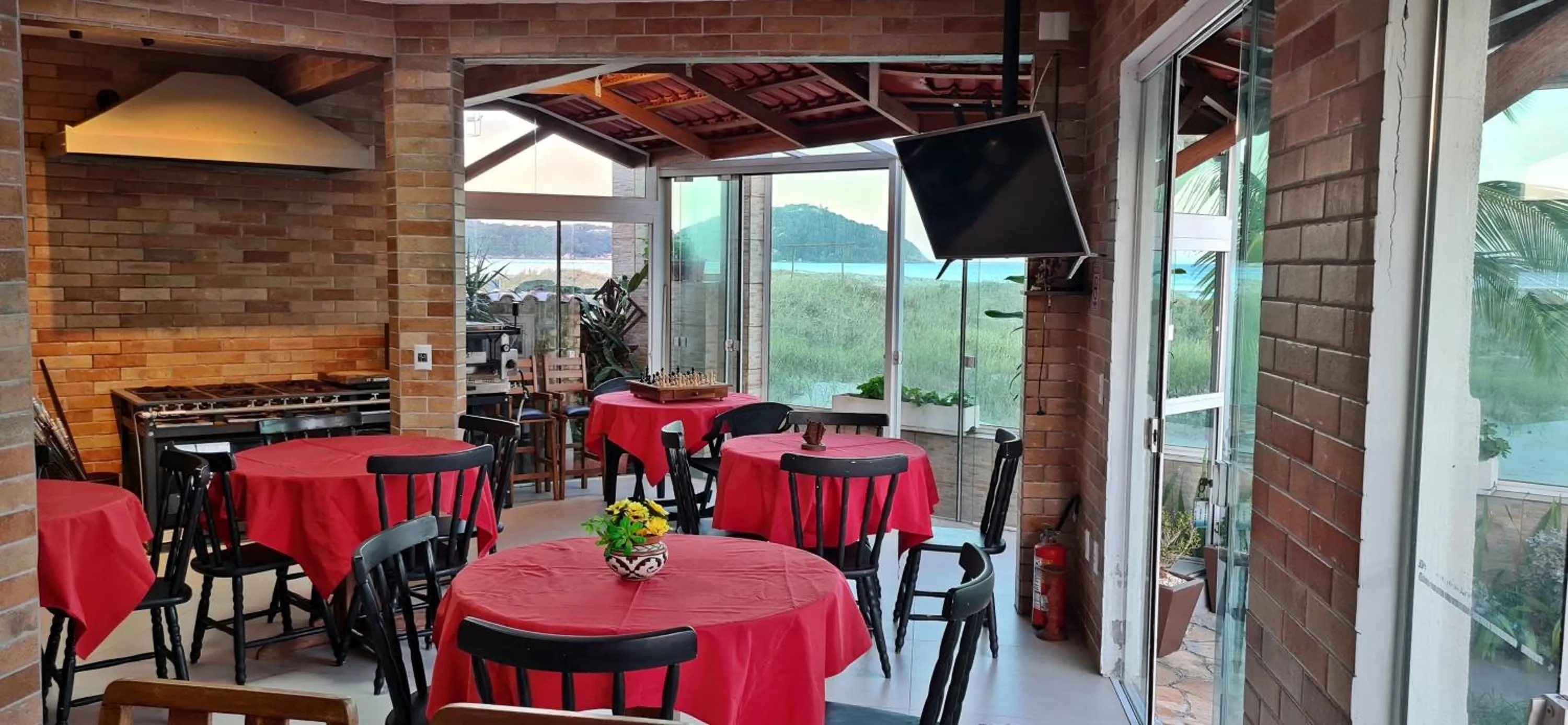 Game Room in Pousada Recanto Edênico - à beira mar da Praia Ponta do Papagaio, Palhoça SC